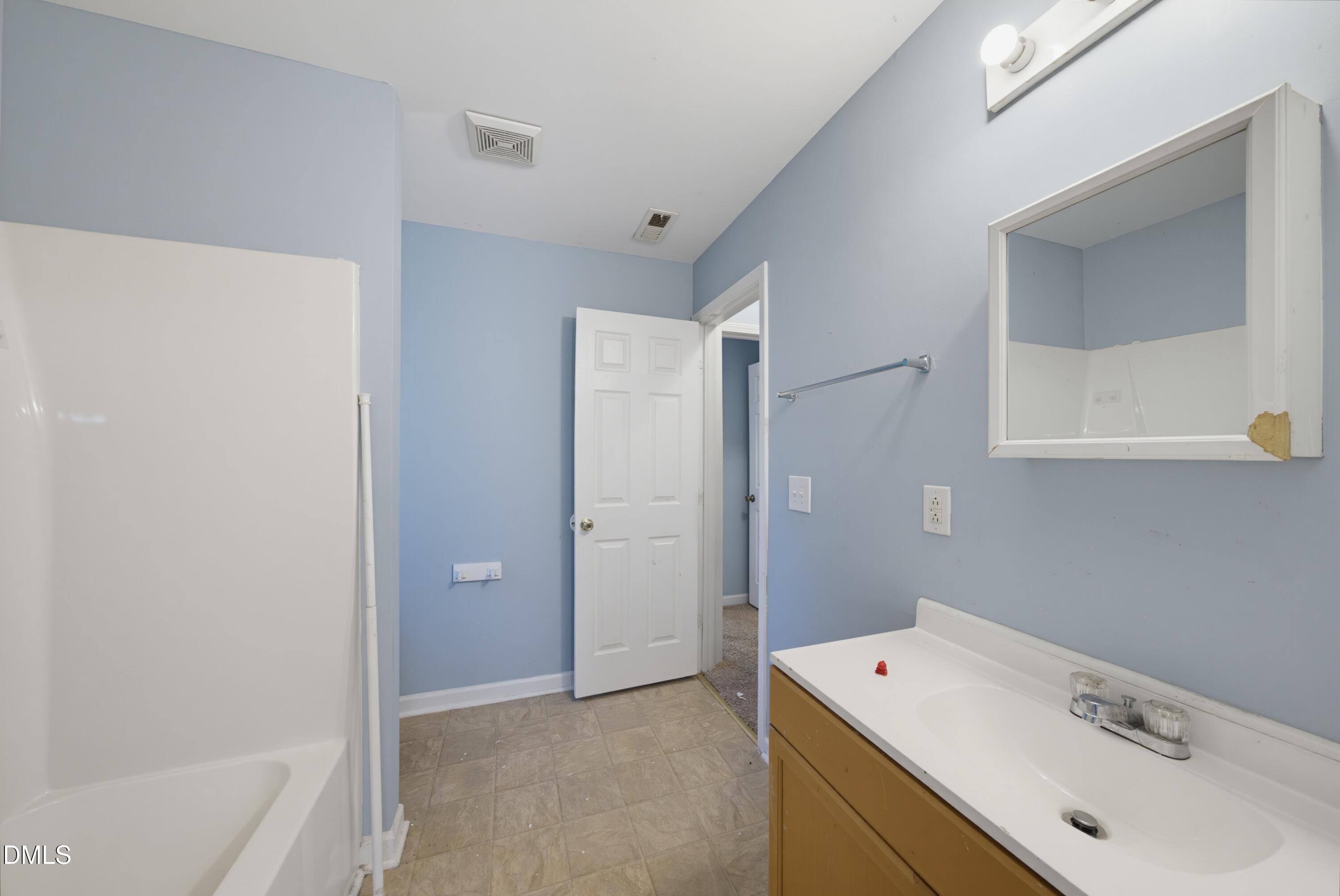 1016 Camden Avenue Property Photo 16