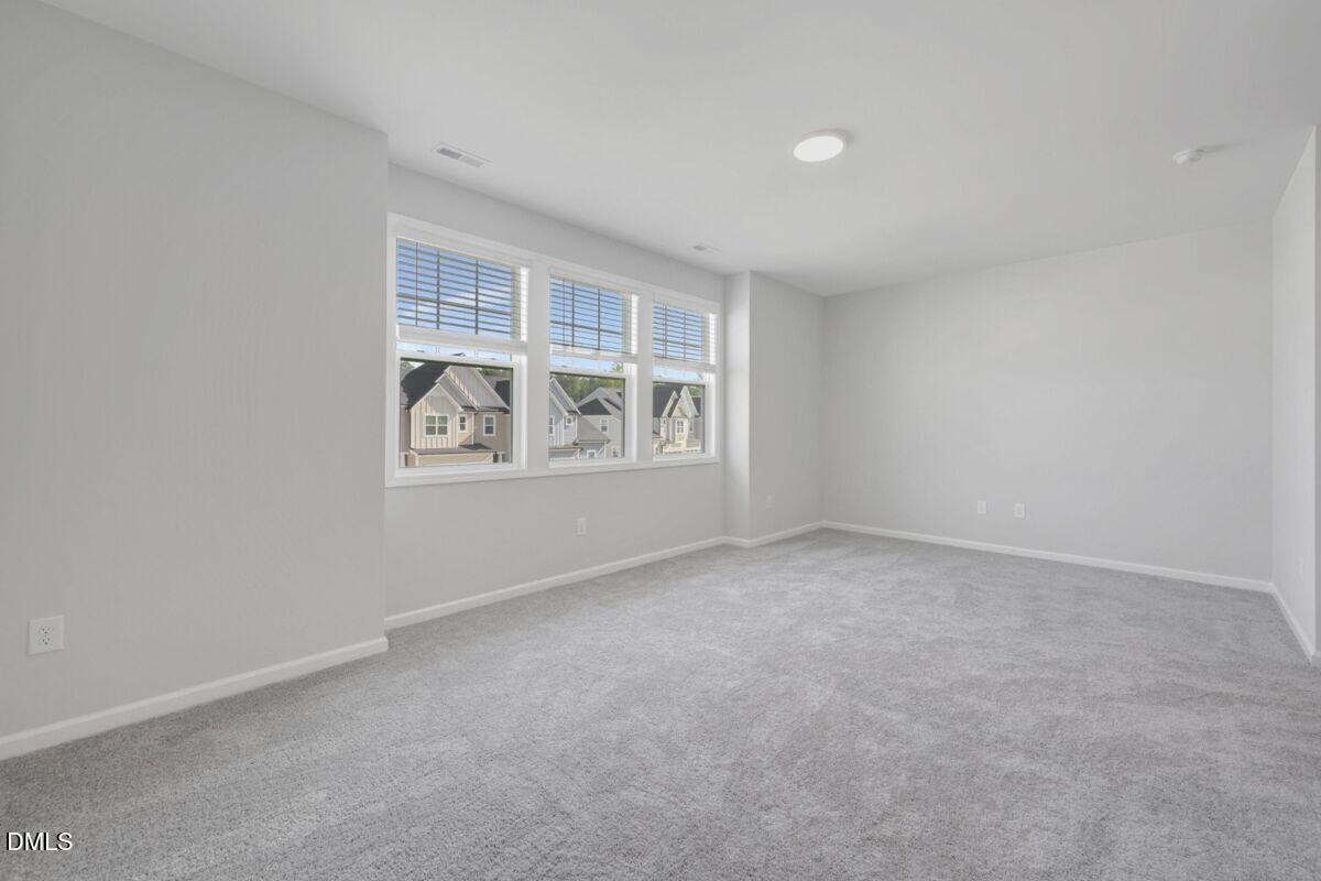 3121 Cathedral Comb Drive Property Photo 9