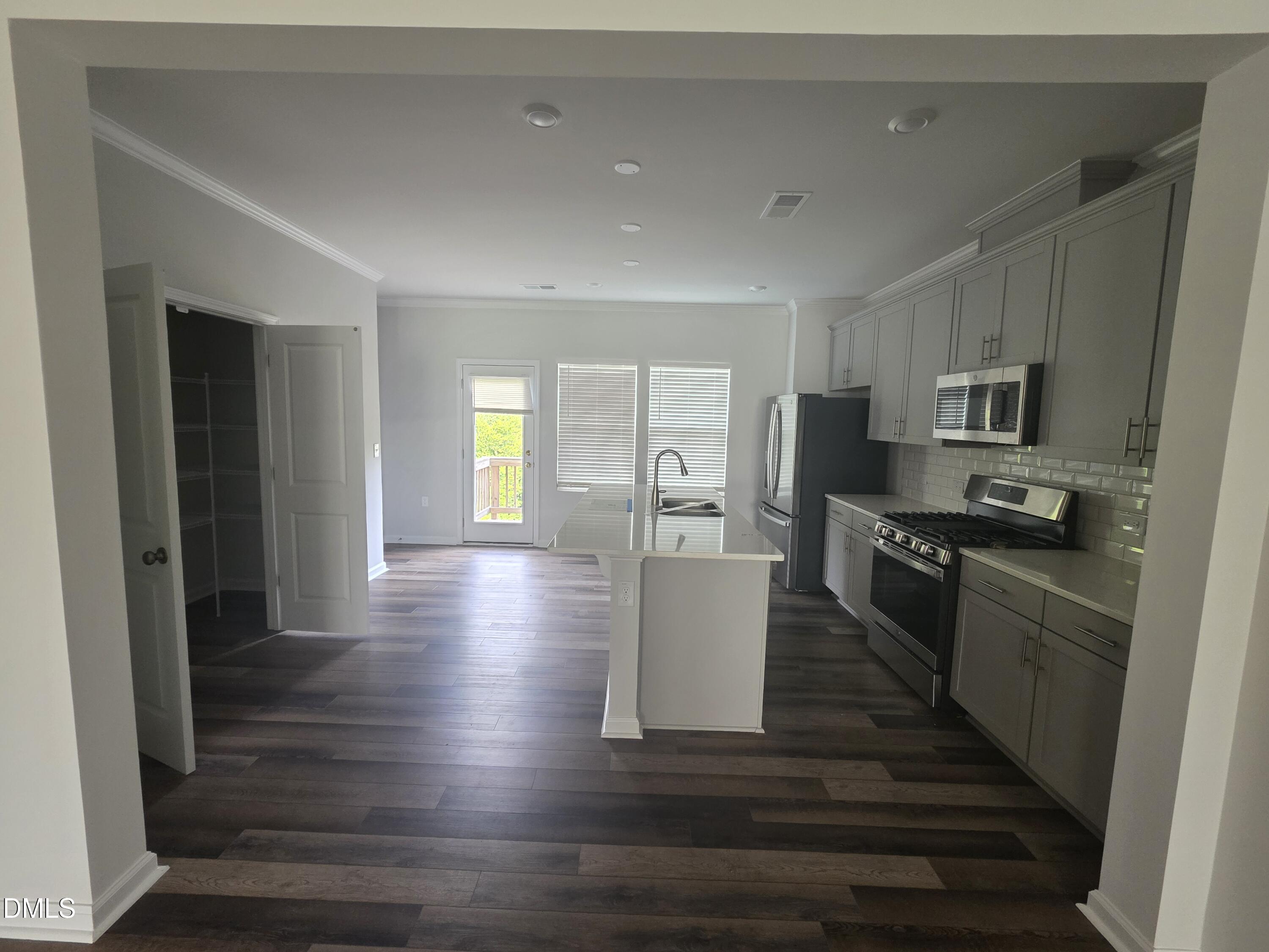 3009 Castle Loch Lane Property Photo 5