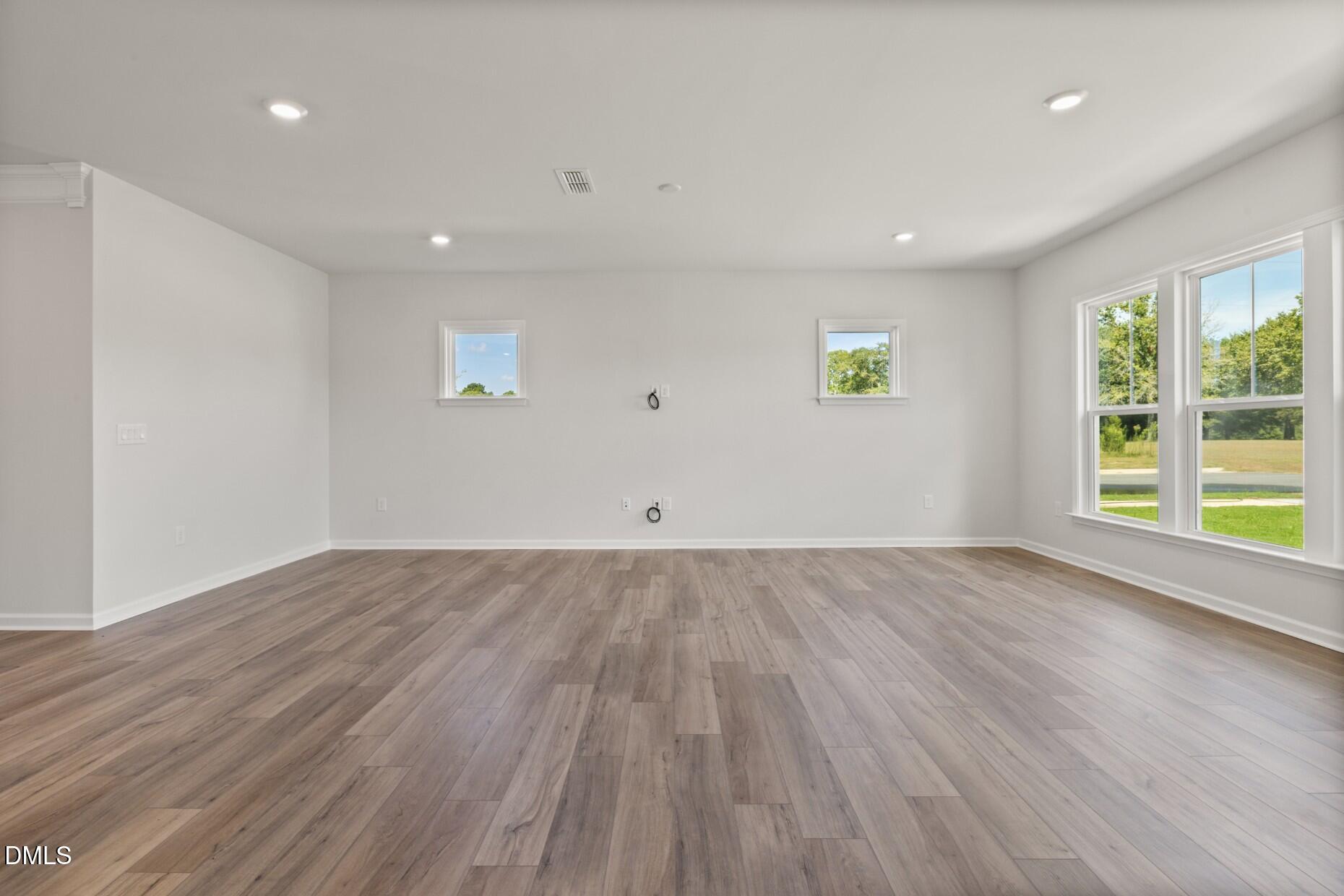 2101 Saunders Farm Drive Property Photo 13