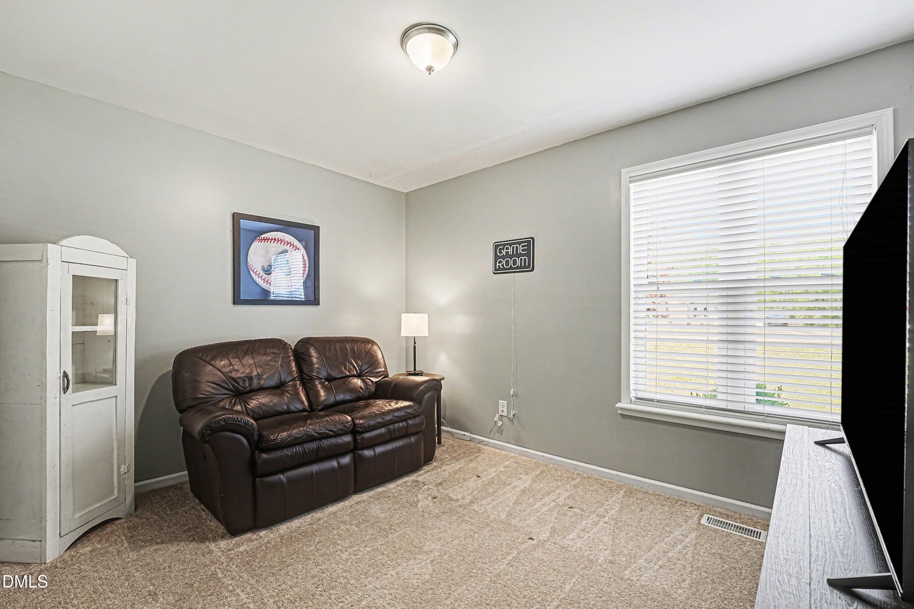 1028 Forest Glen Drive Property Photo 18