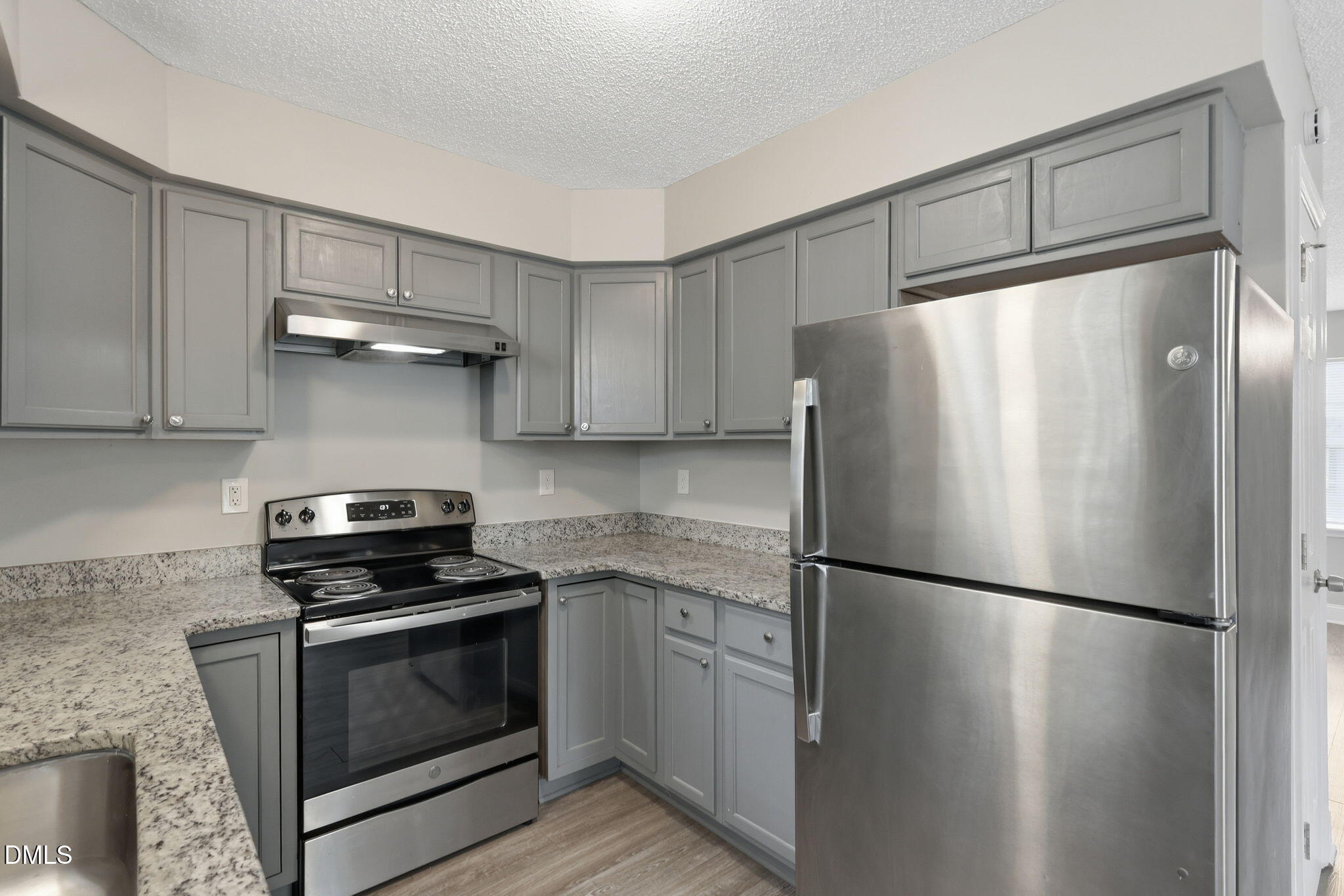 1015 Fairview Street Property Photo 12