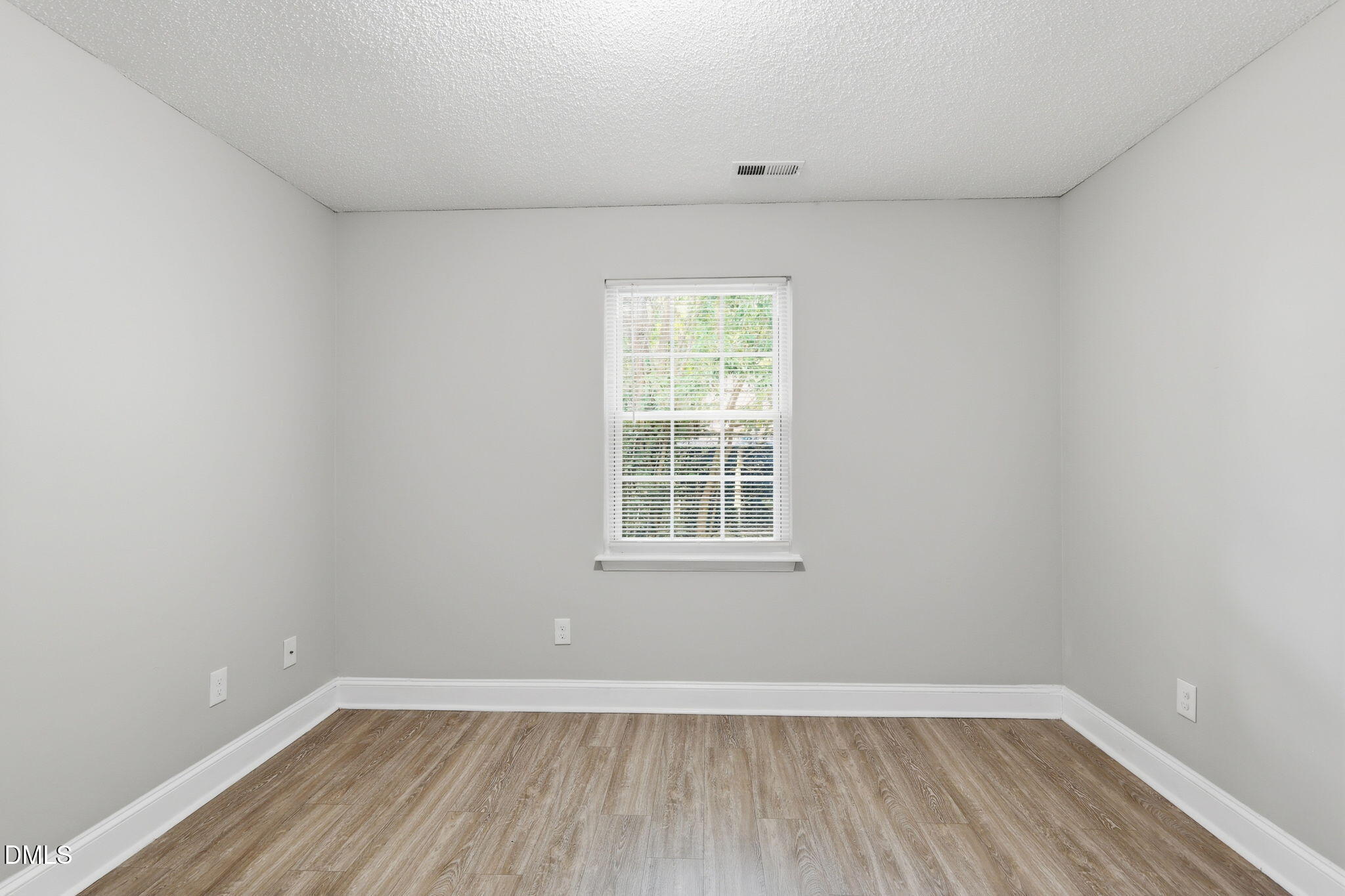 1015 Fairview Street Property Photo 19