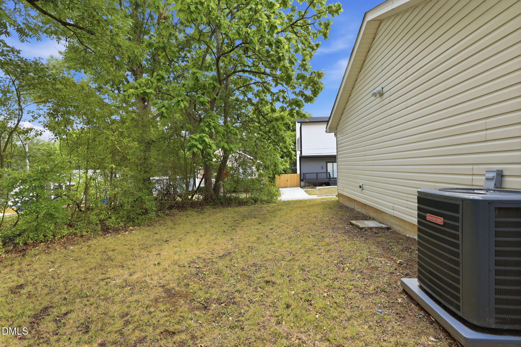 1015 Fairview Street Property Photo 22