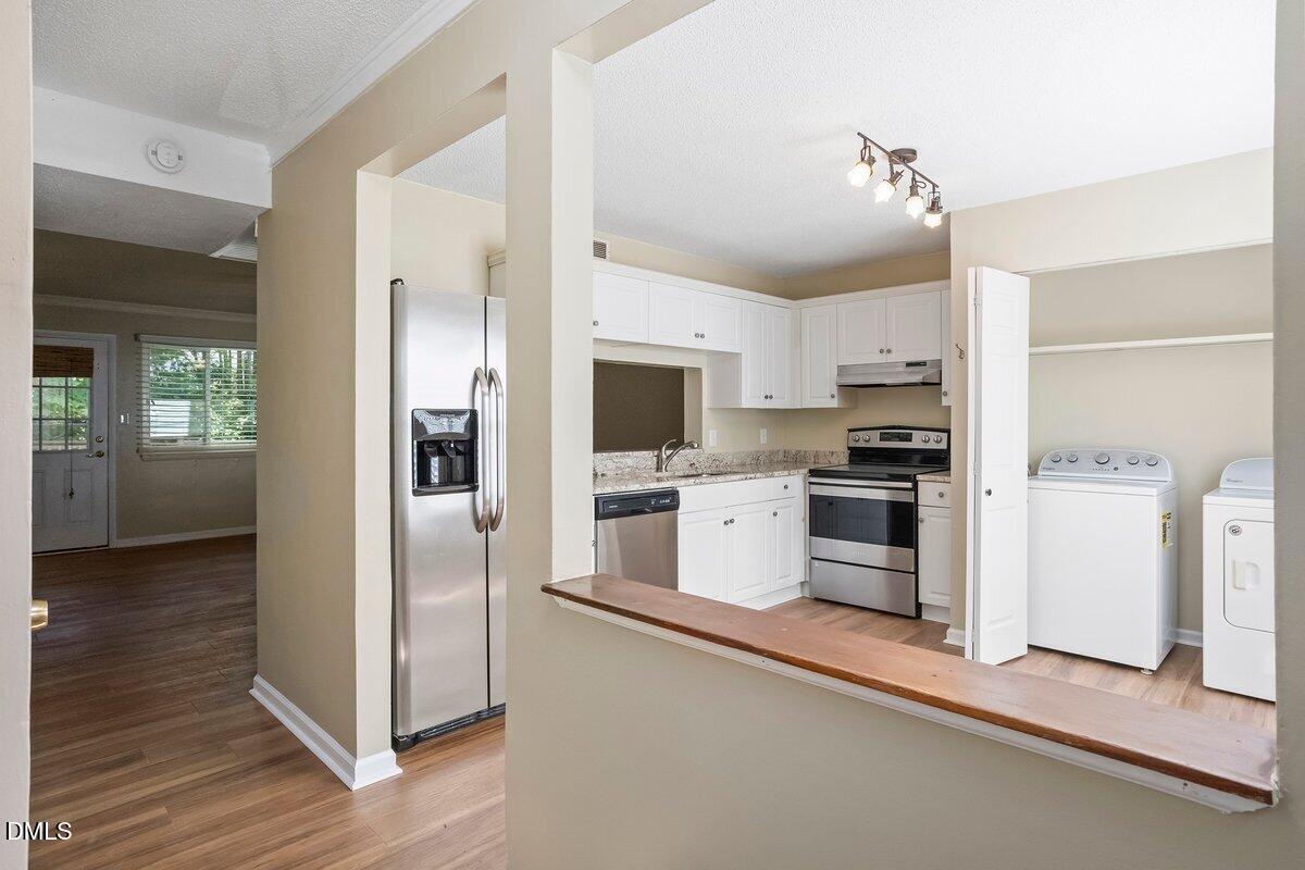 7733 Ohmann Court Property Photo 6