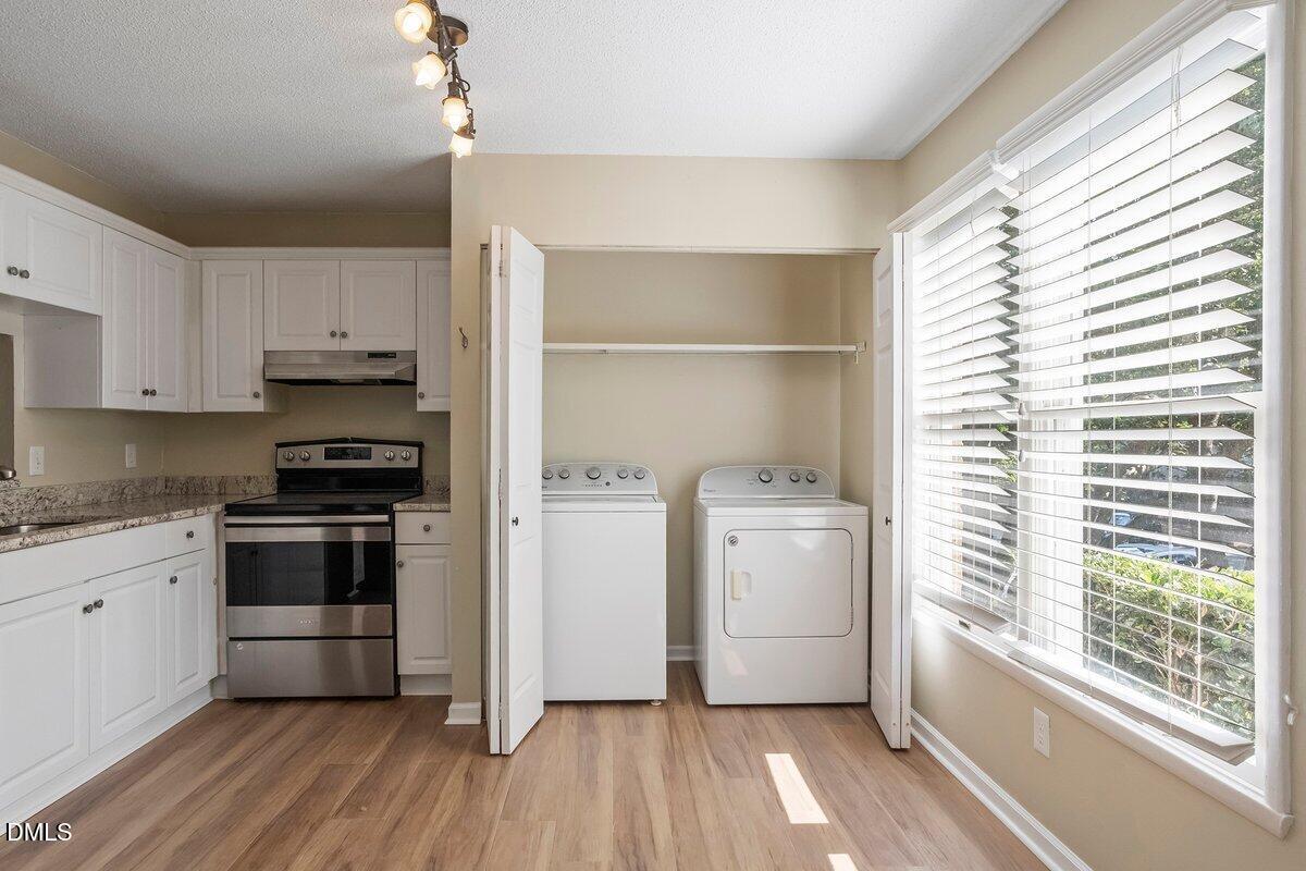 7733 Ohmann Court Property Photo 7