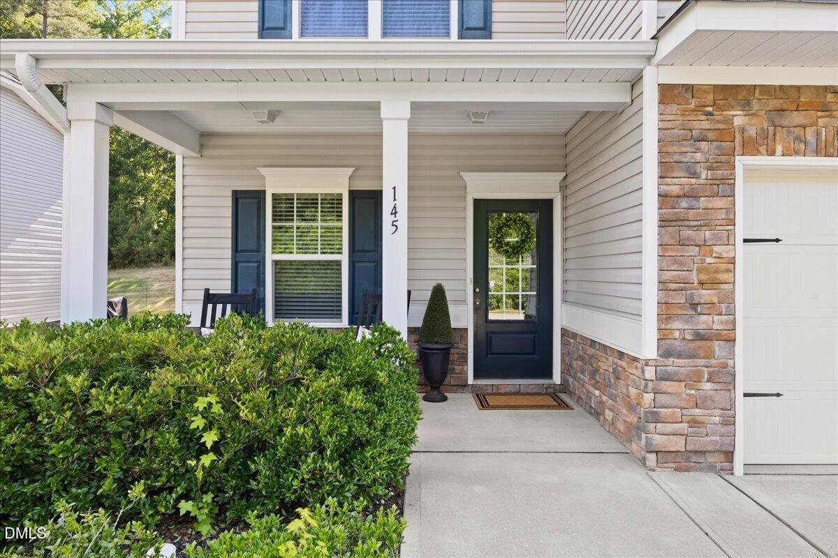 145 Vandora Hills Place Property Photo 2