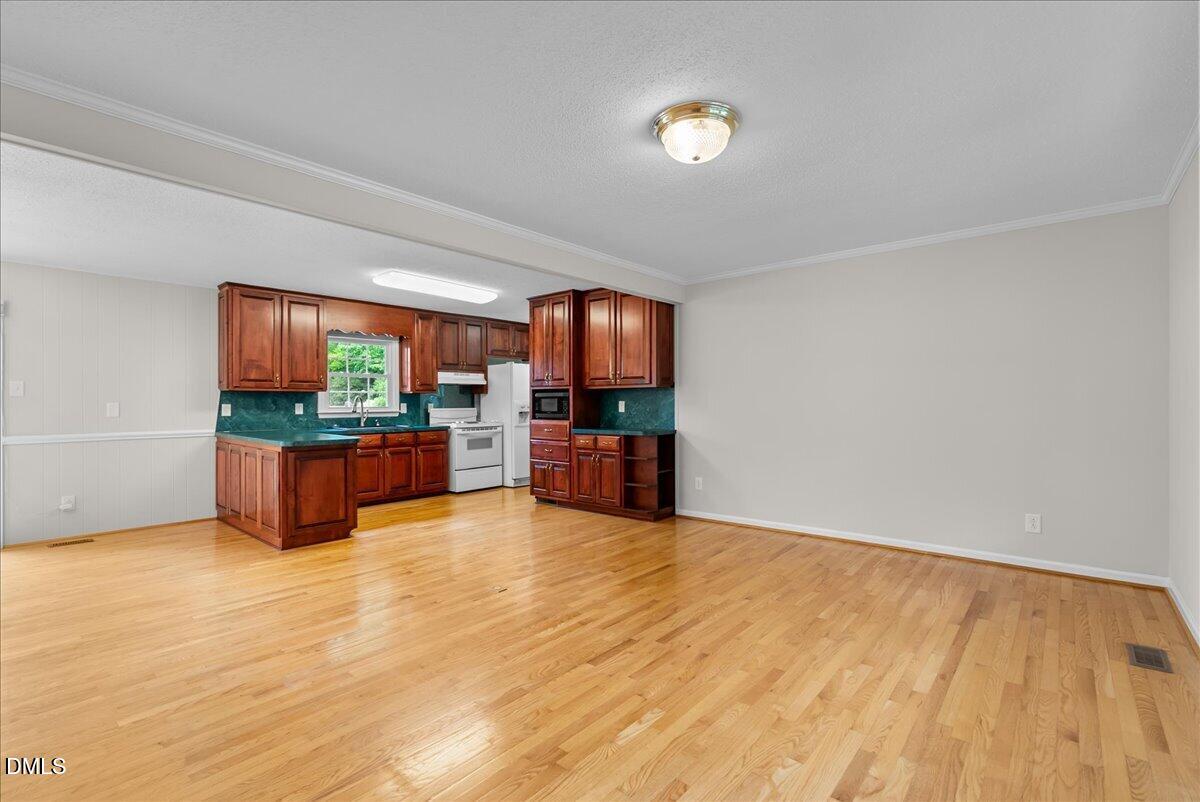 2580 Barwick Drive Property Photo 4