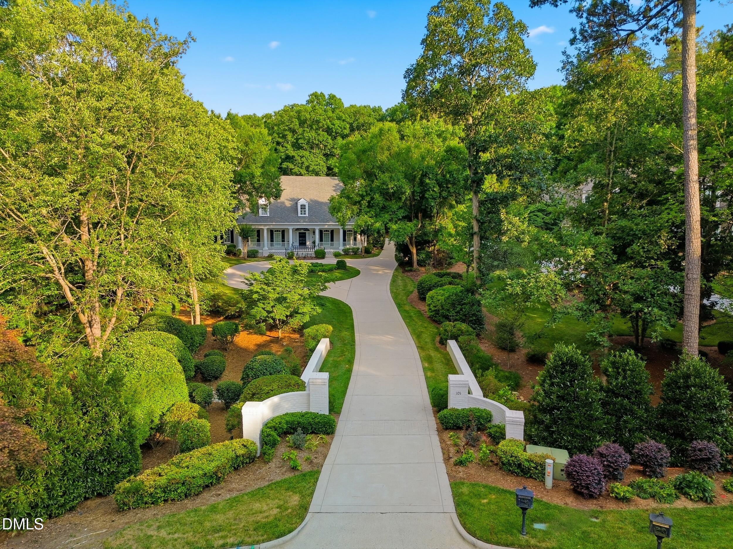 105 Bronzewood Court Property Photo 6