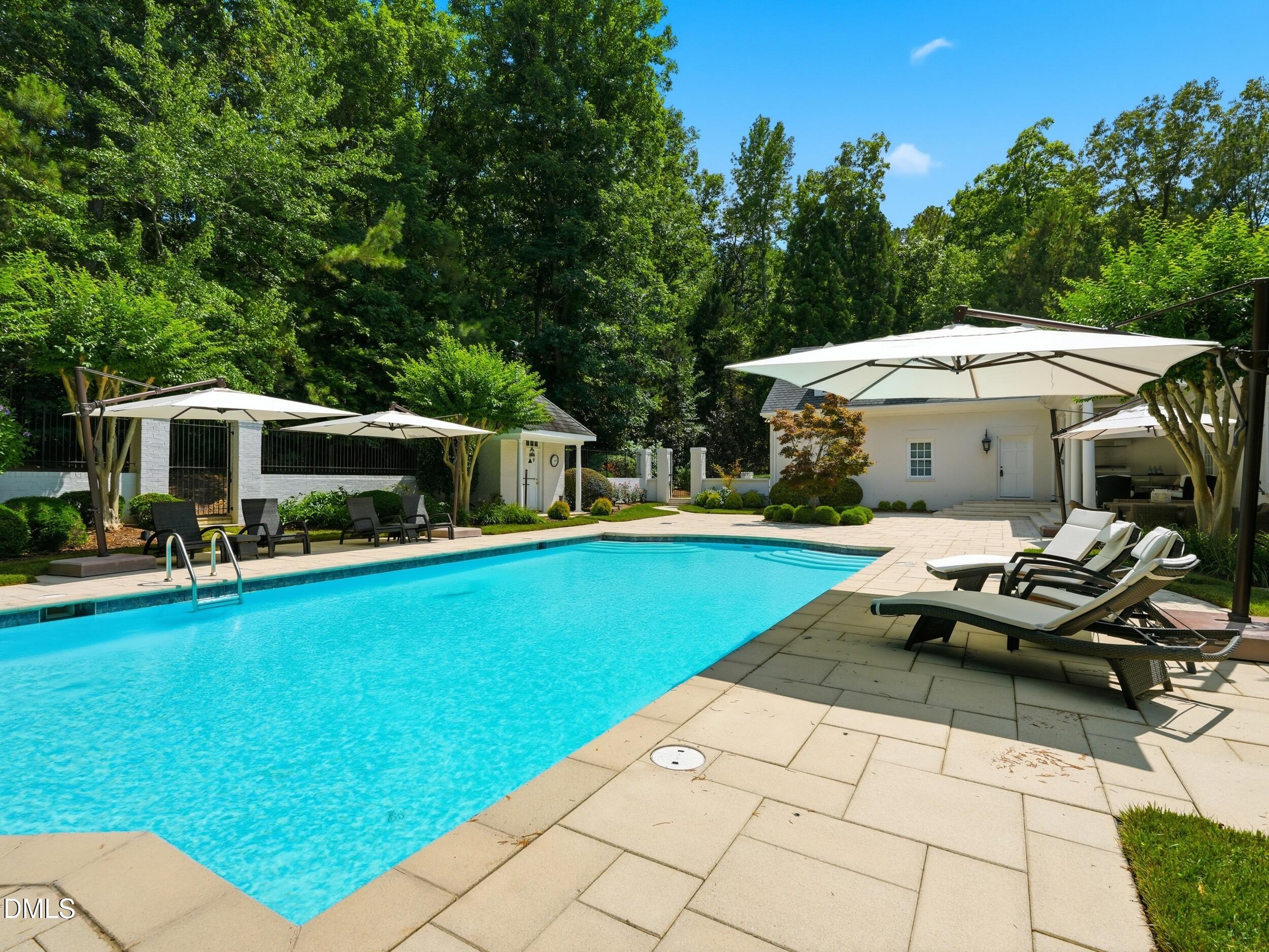 105 Bronzewood Court Property Photo 39