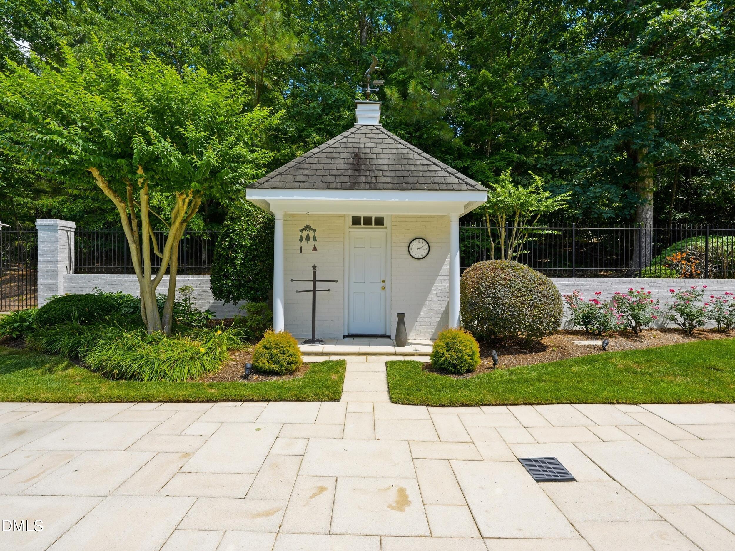 105 Bronzewood Court Property Photo 43