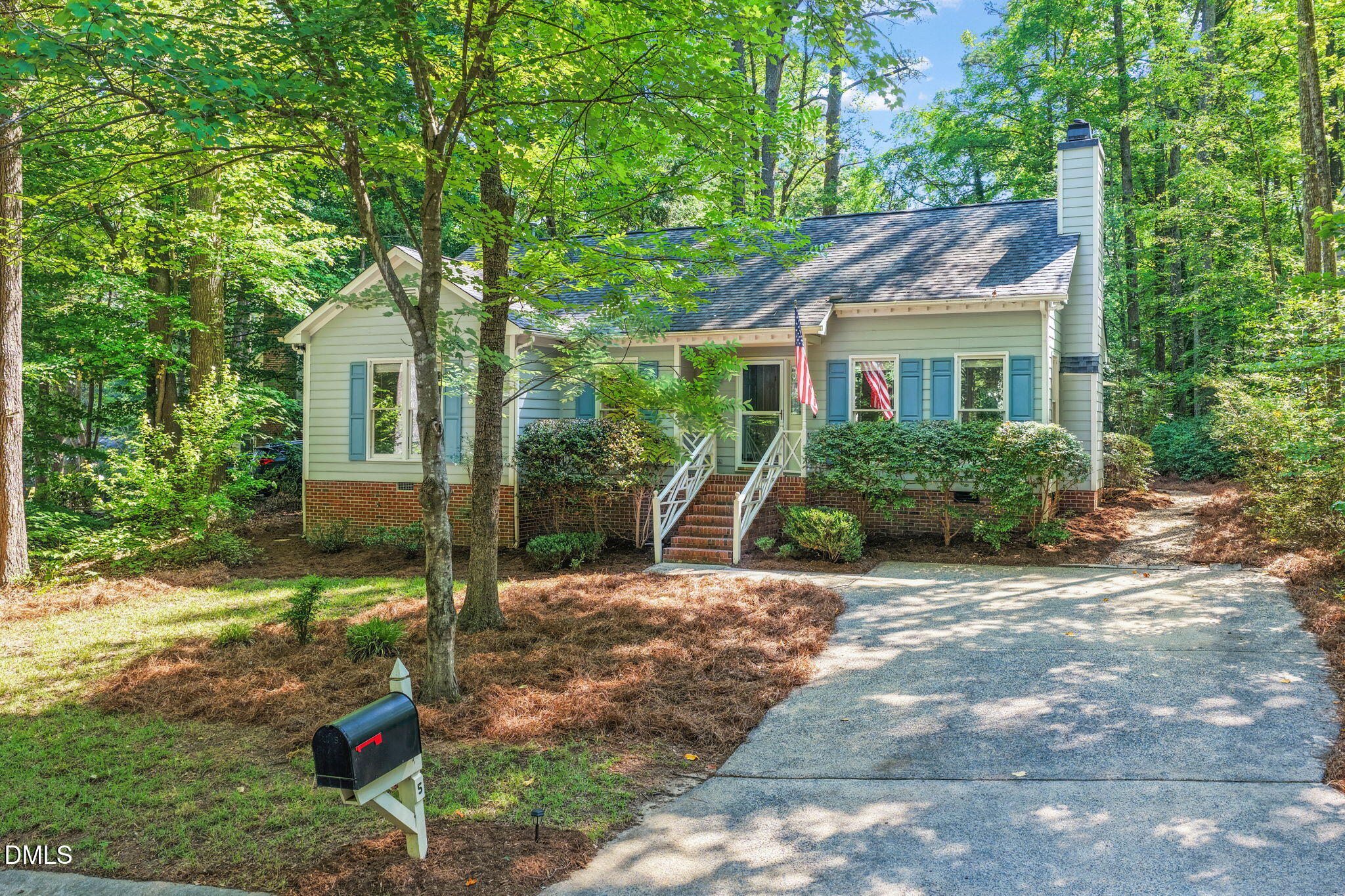 5 Briarfield Court Property Photo 1