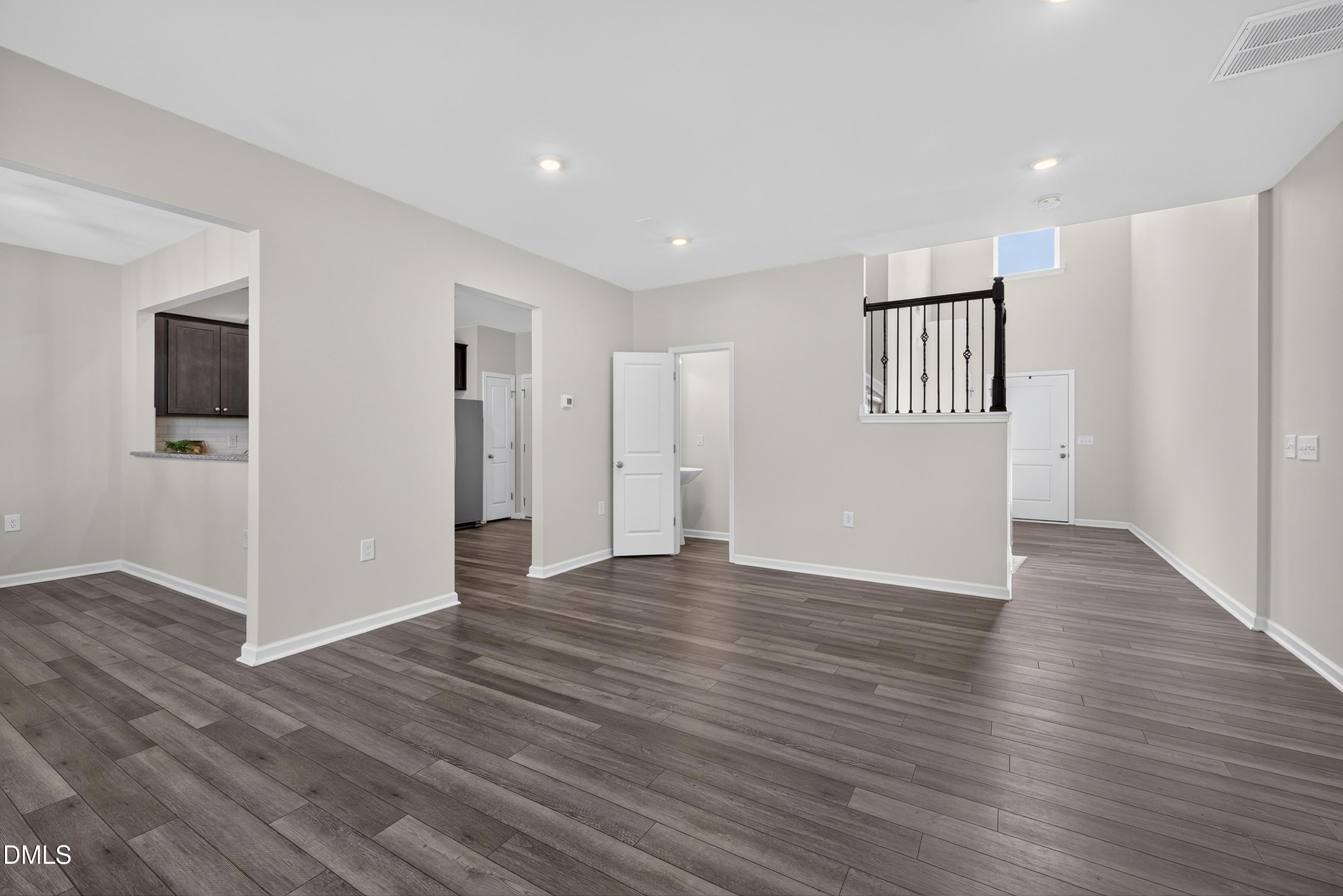 1108 Tigerlily Way Property Photo 7