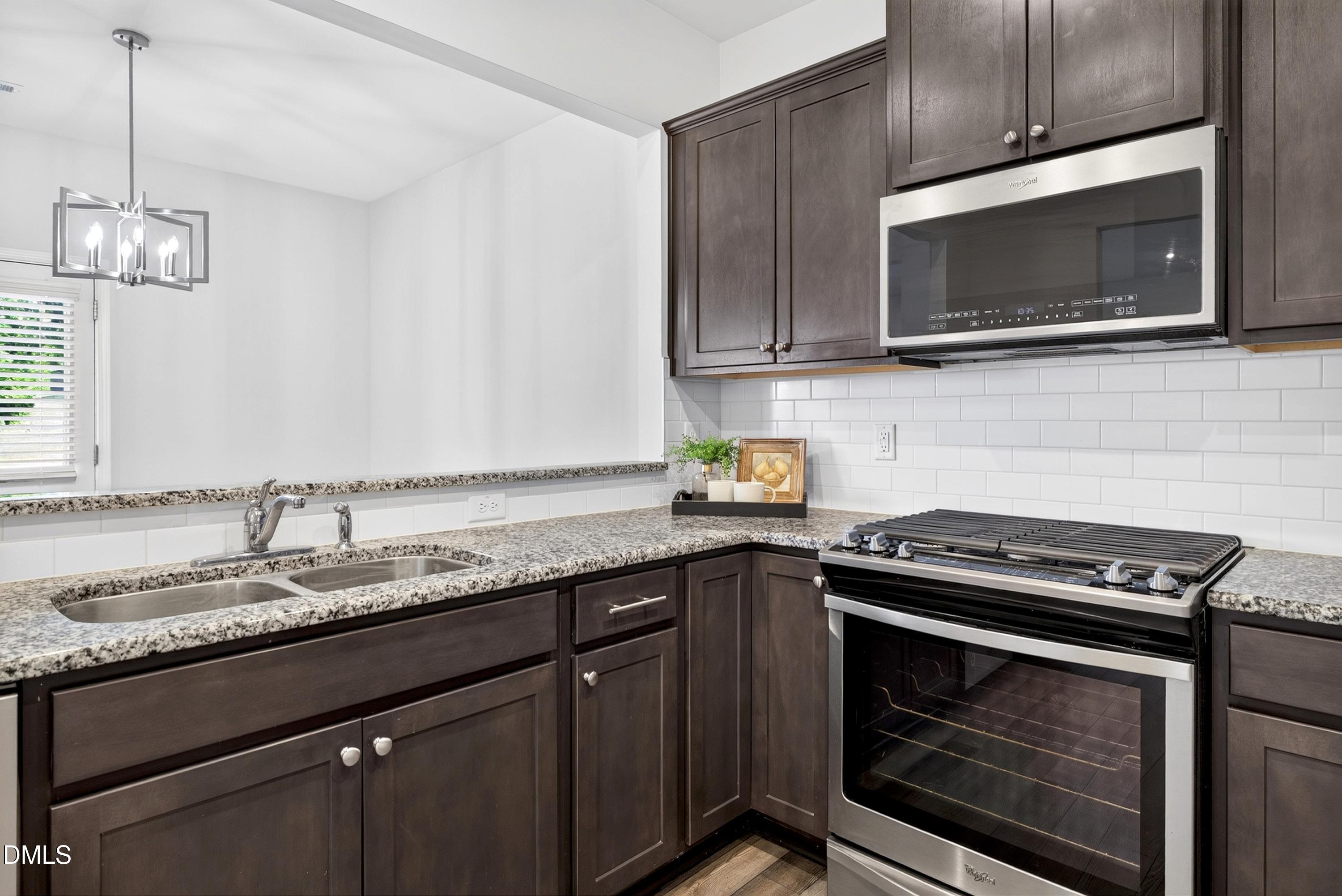 1108 Tigerlily Way Property Photo 12