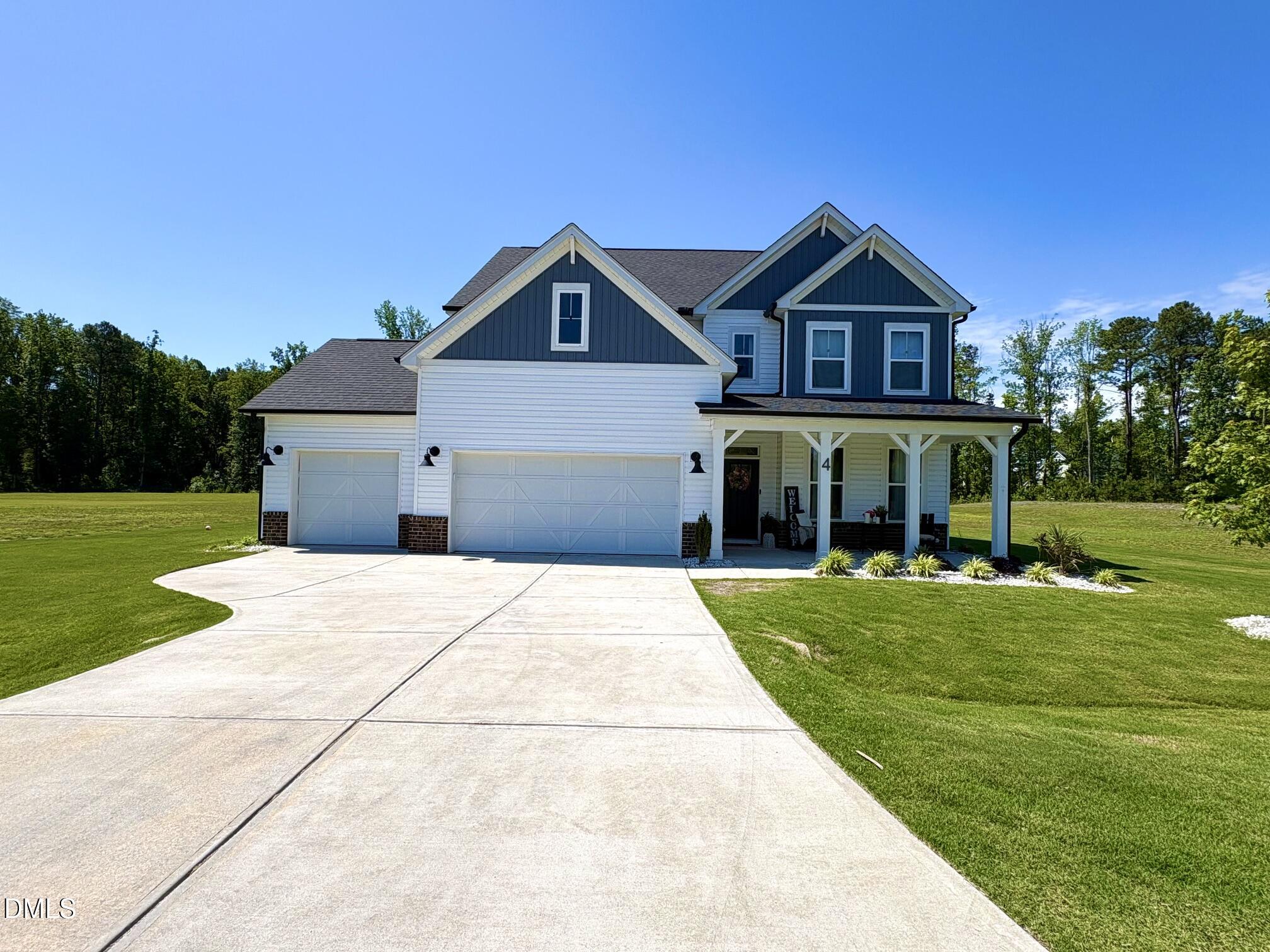 4 E Odell Lane