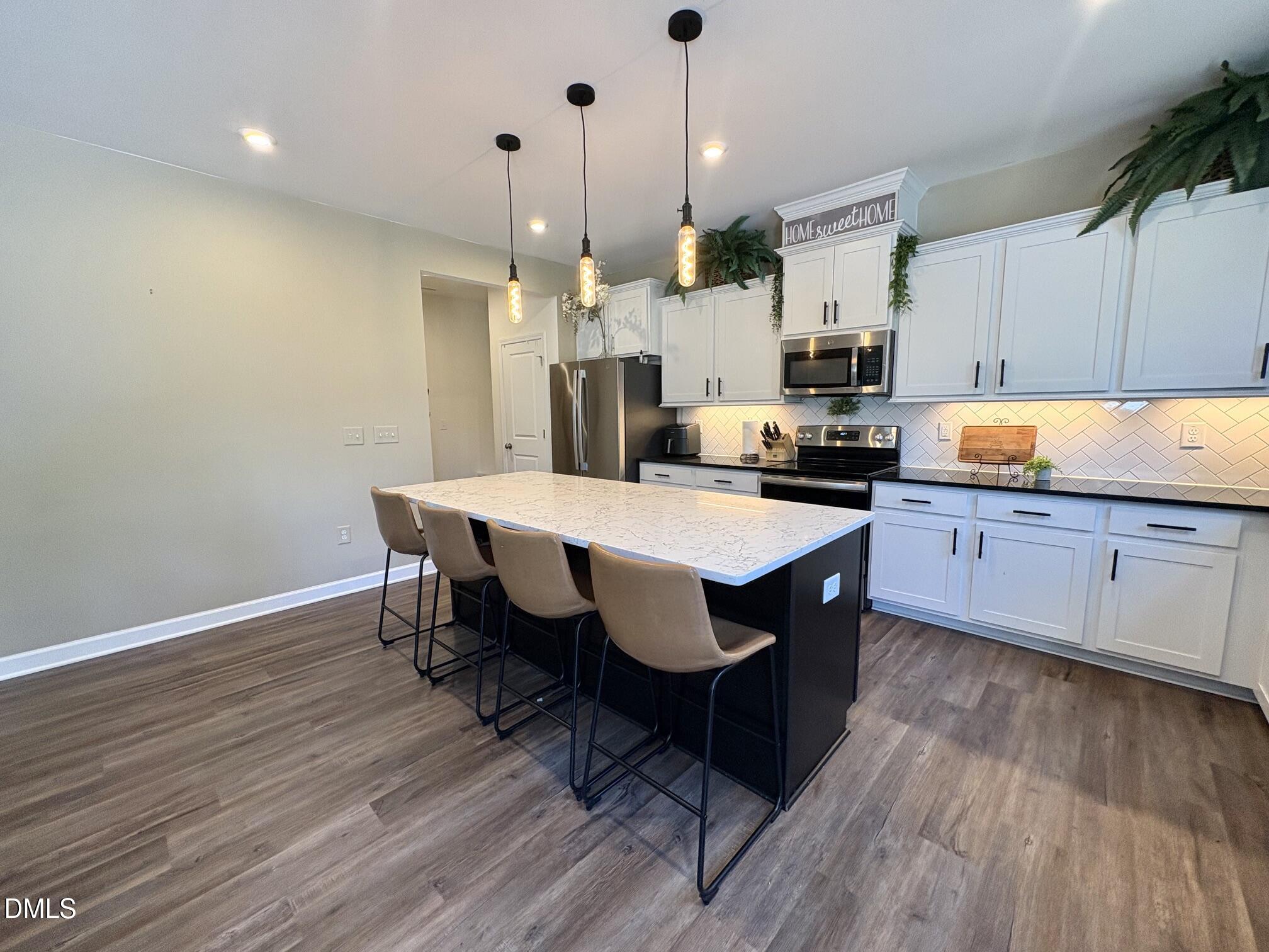 4 E Odell Lane Property Photo 6