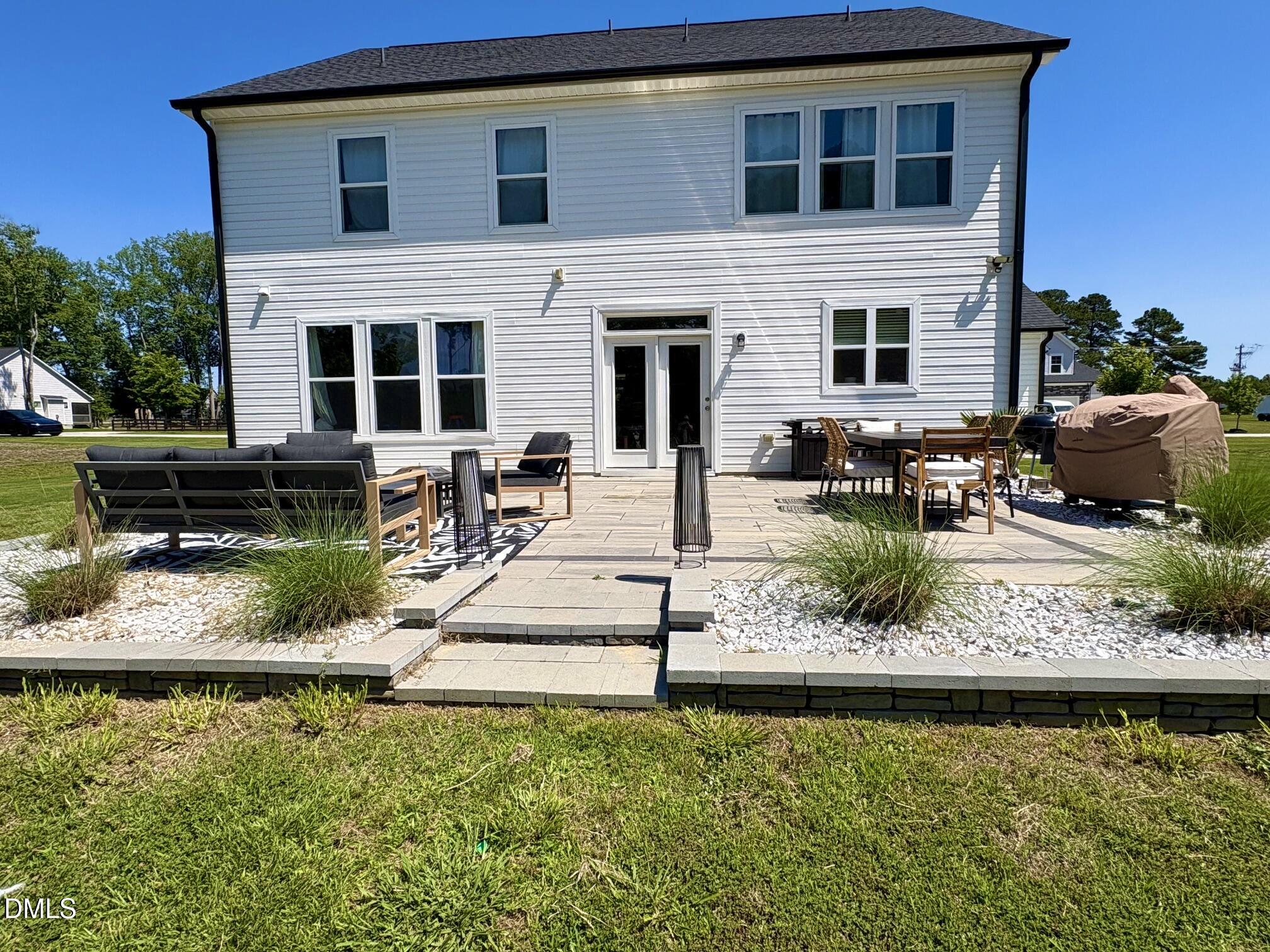 4 E Odell Lane Property Photo 12
