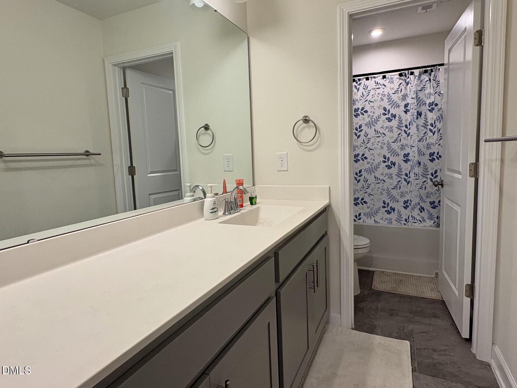 4 E Odell Lane Property Photo 17