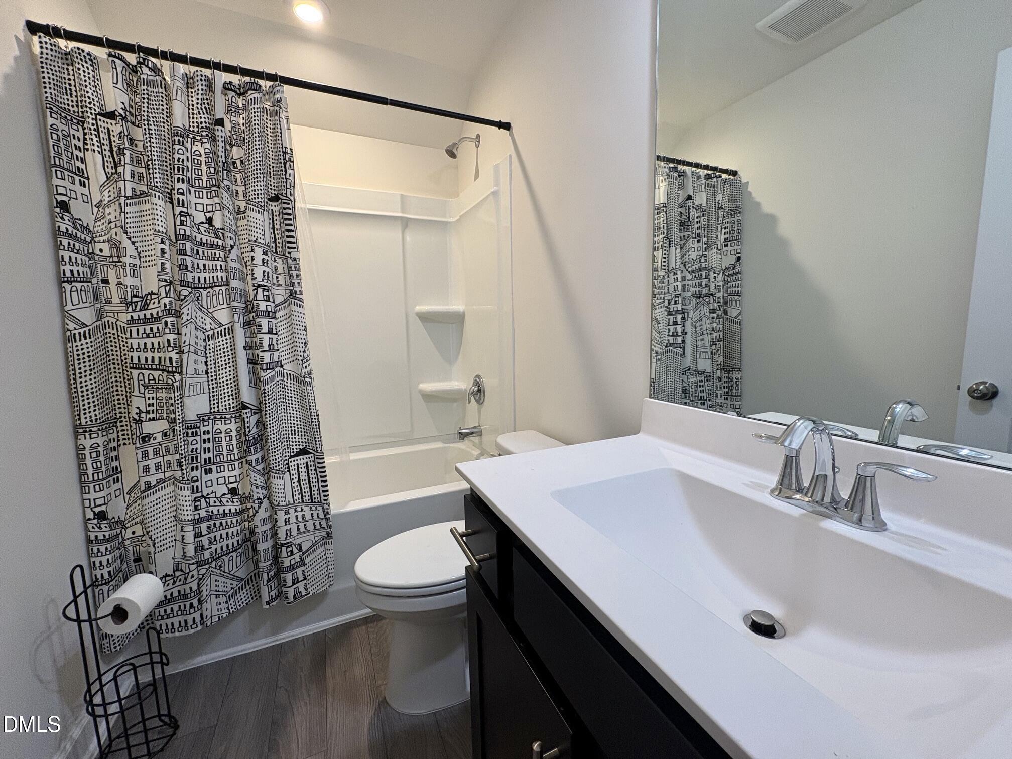 4 E Odell Lane Property Photo 25