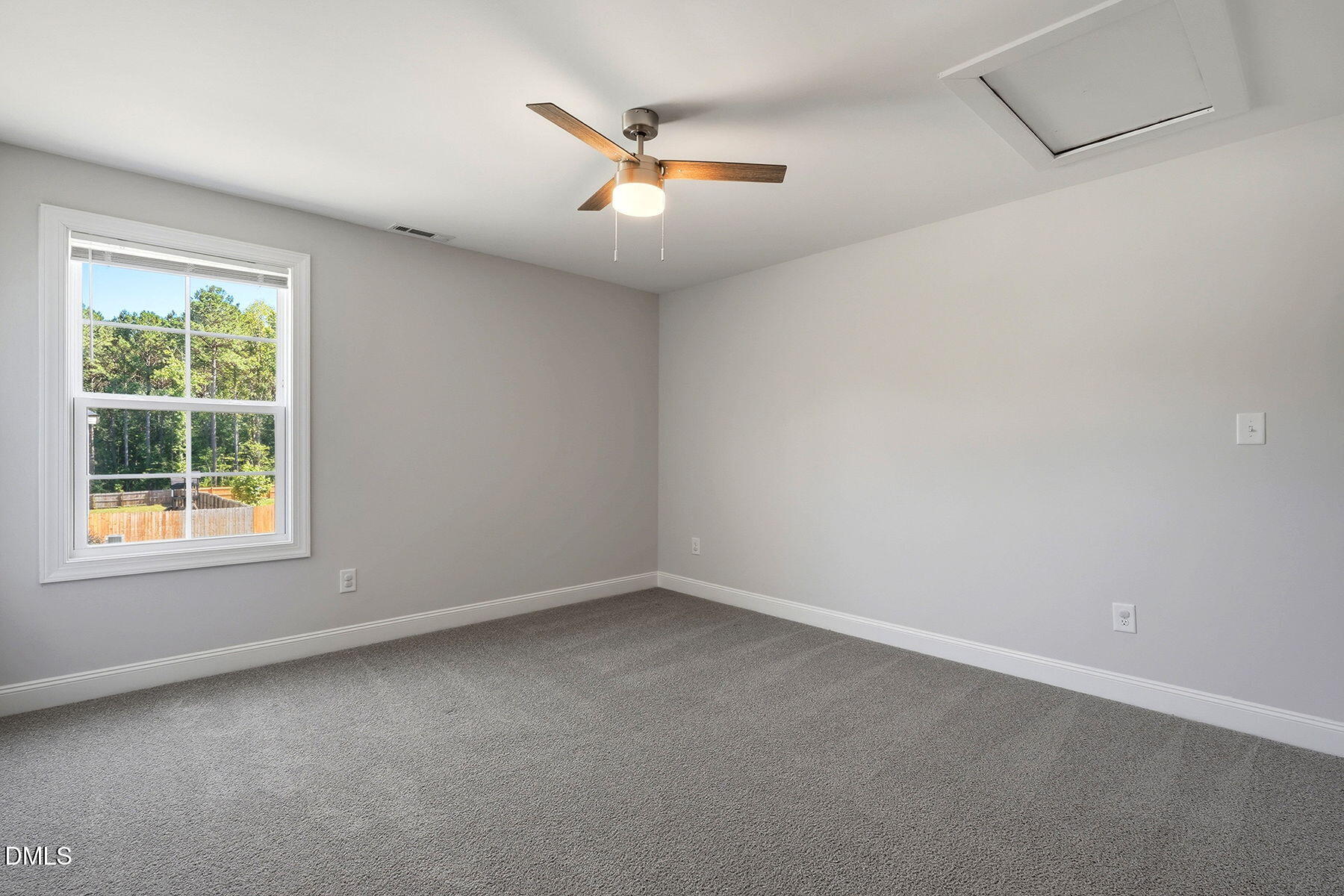 16 Sagebrook Court Property Photo 24