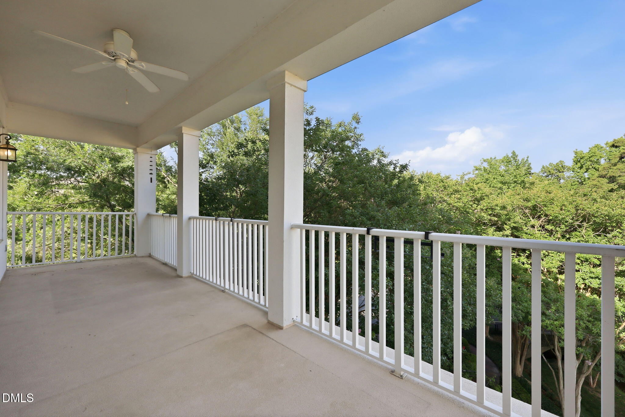 2801 Glenwood Gardens Lane 303 Property Photo 2