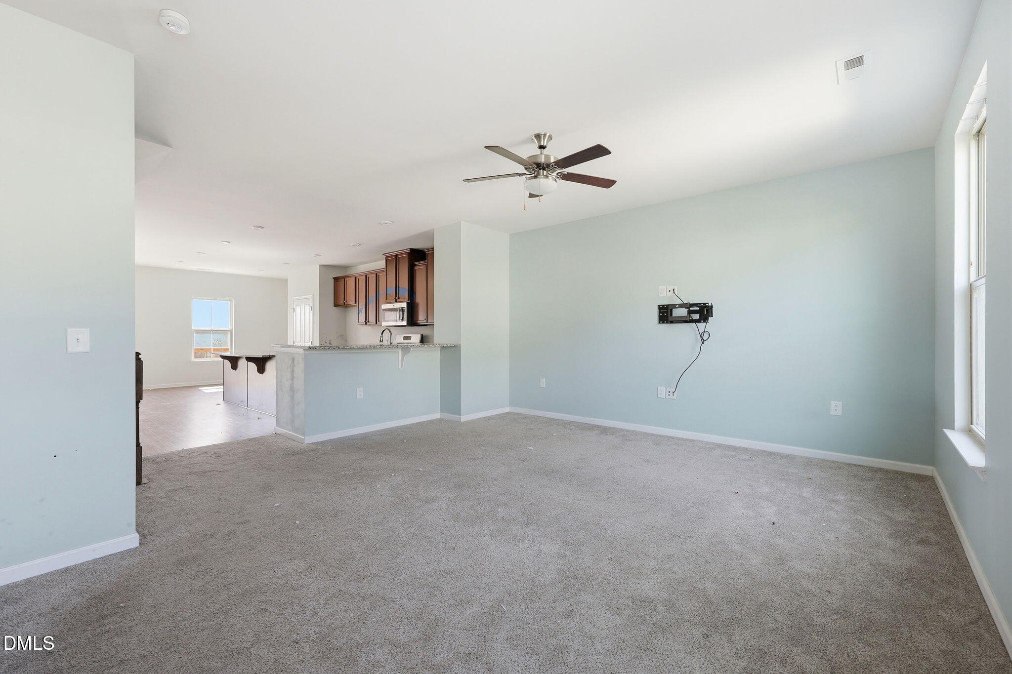 1025 Waymaker Court Property Photo 8