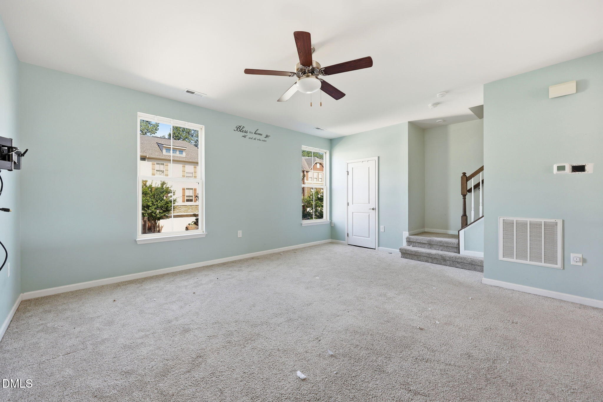1025 Waymaker Court Property Photo 9