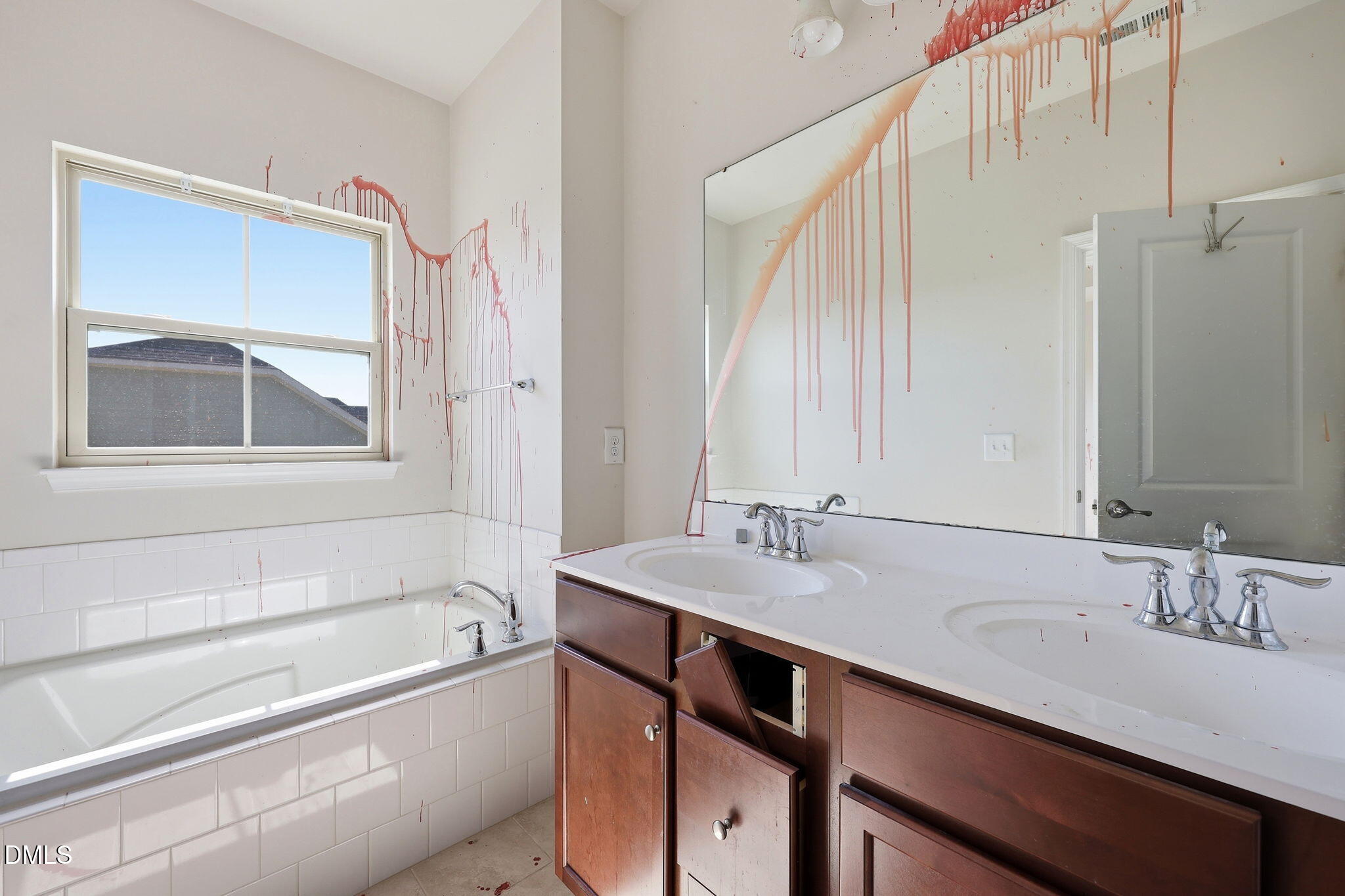 1025 Waymaker Court Property Photo 15