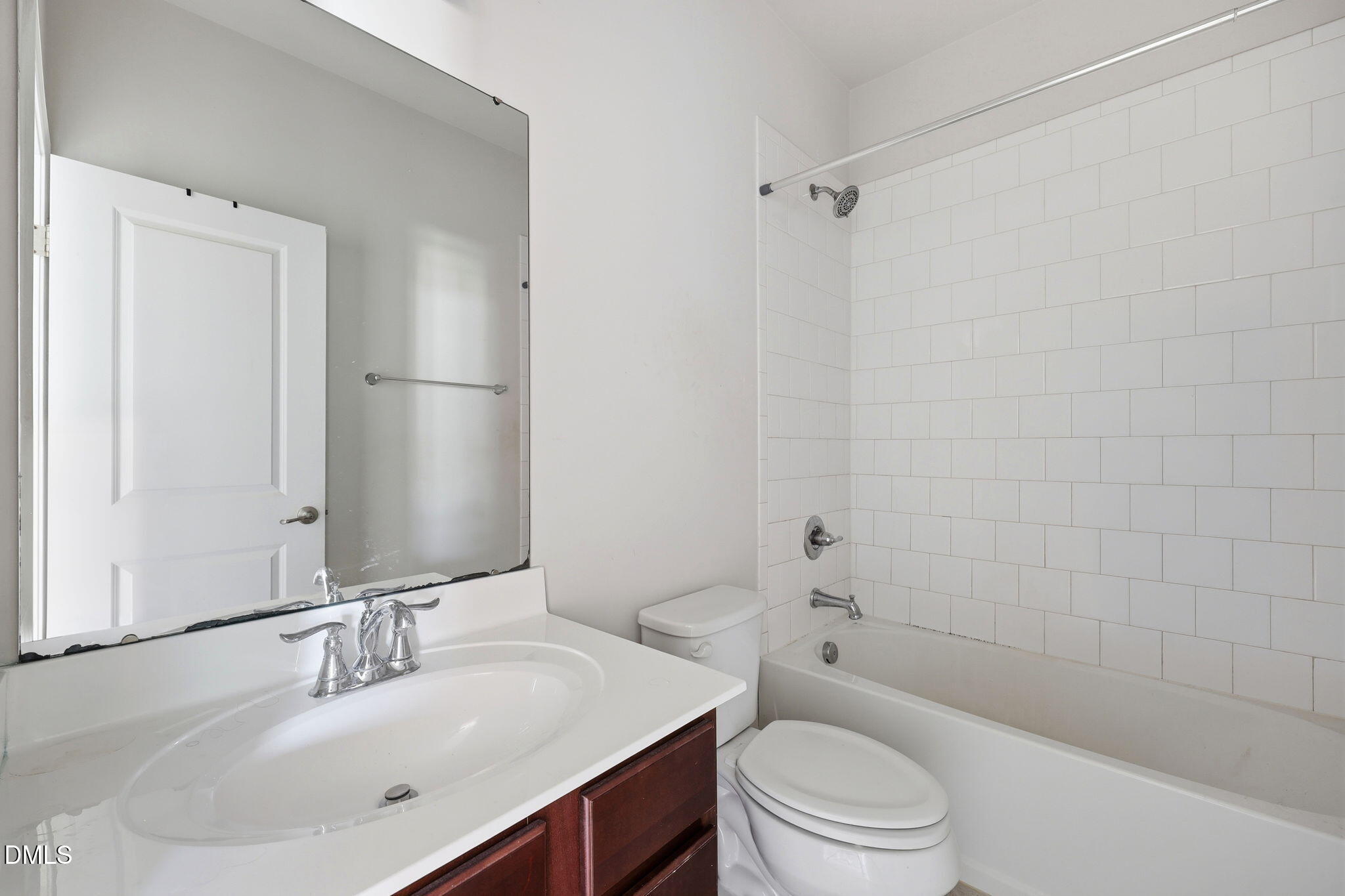 1025 Waymaker Court Property Photo 19