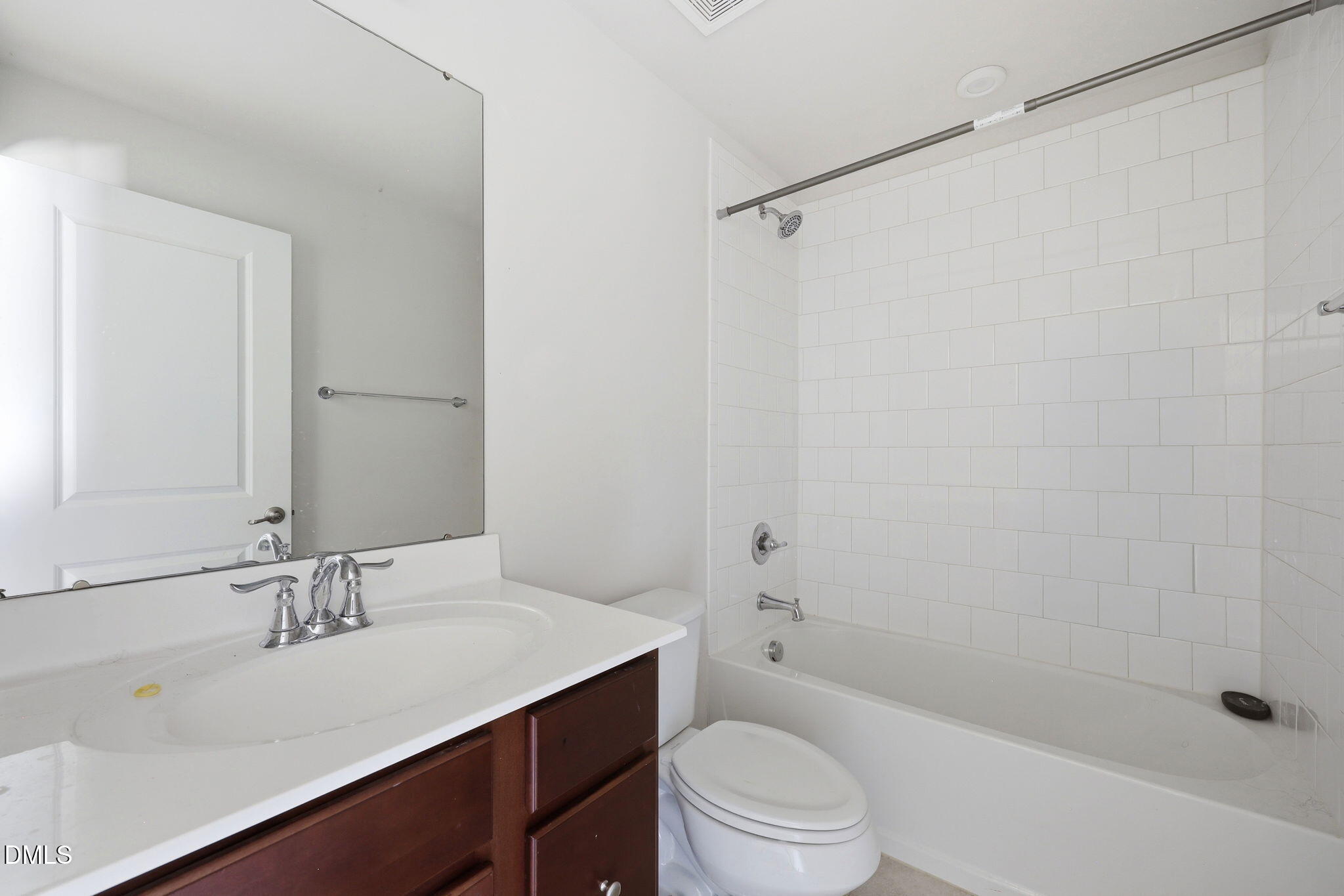 1025 Waymaker Court Property Photo 24