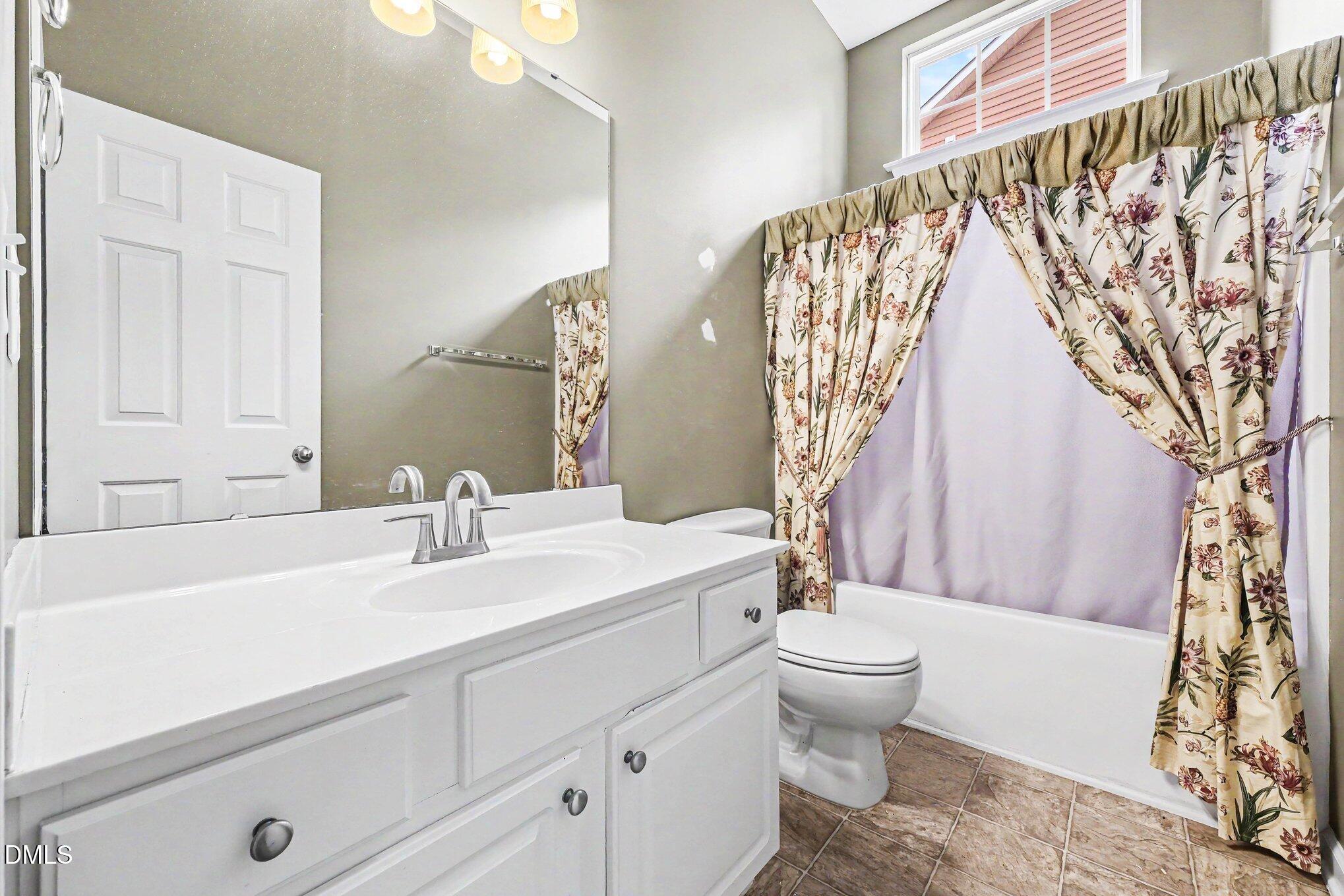 5914 Lyon Farm Drive Property Photo 10