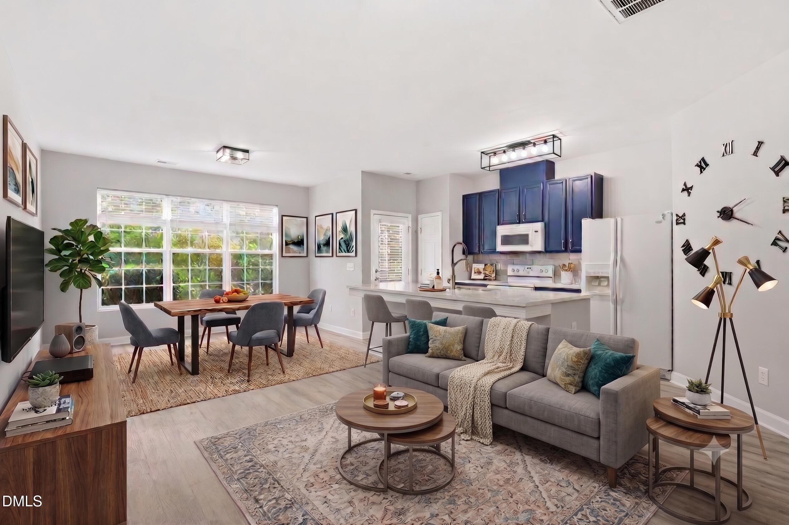 527 Writers Way Property Photo 10