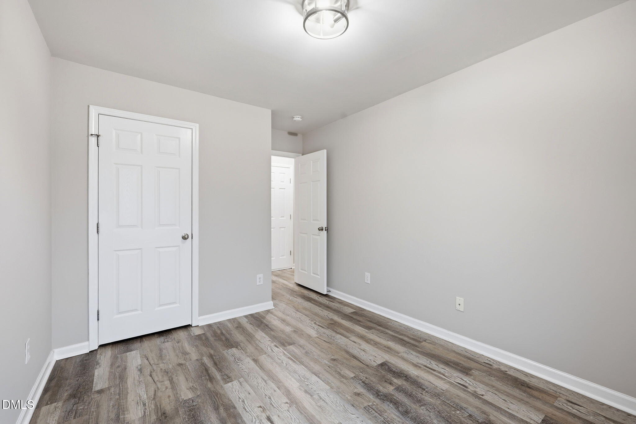 527 Writers Way Property Photo 15