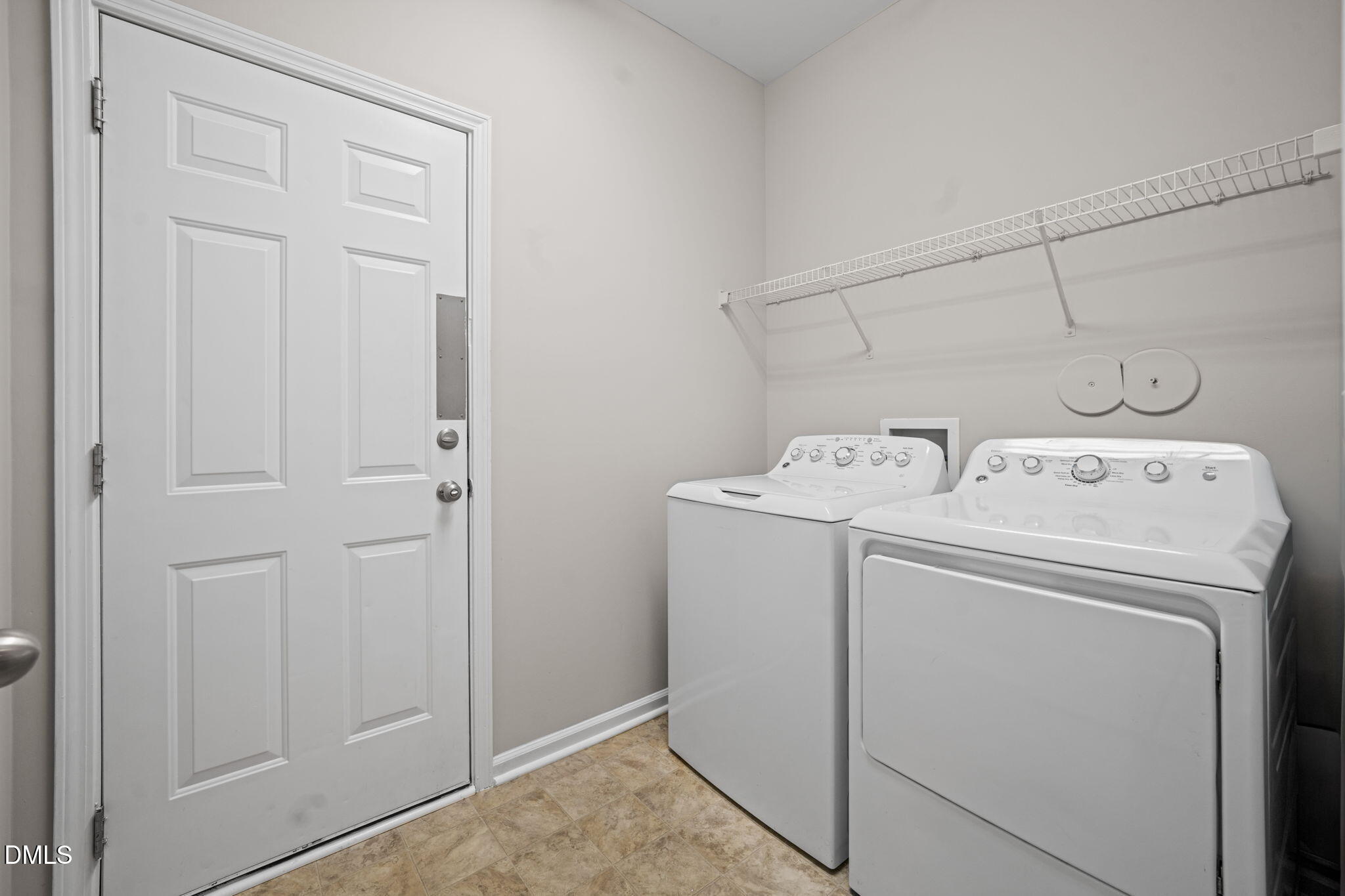 3732 Madeline Way Property Photo 17