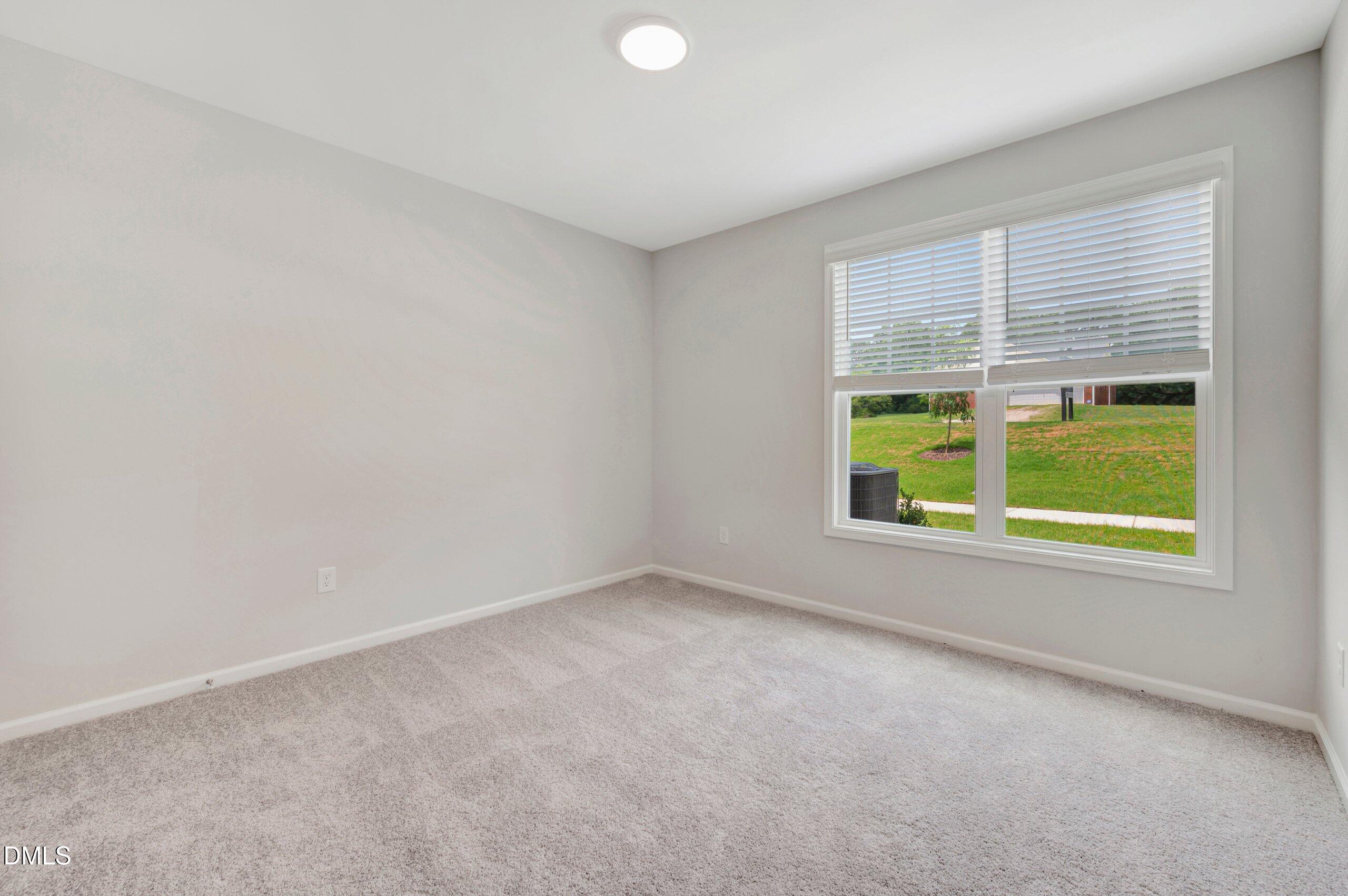 2921 Richardson Road Property Photo 5