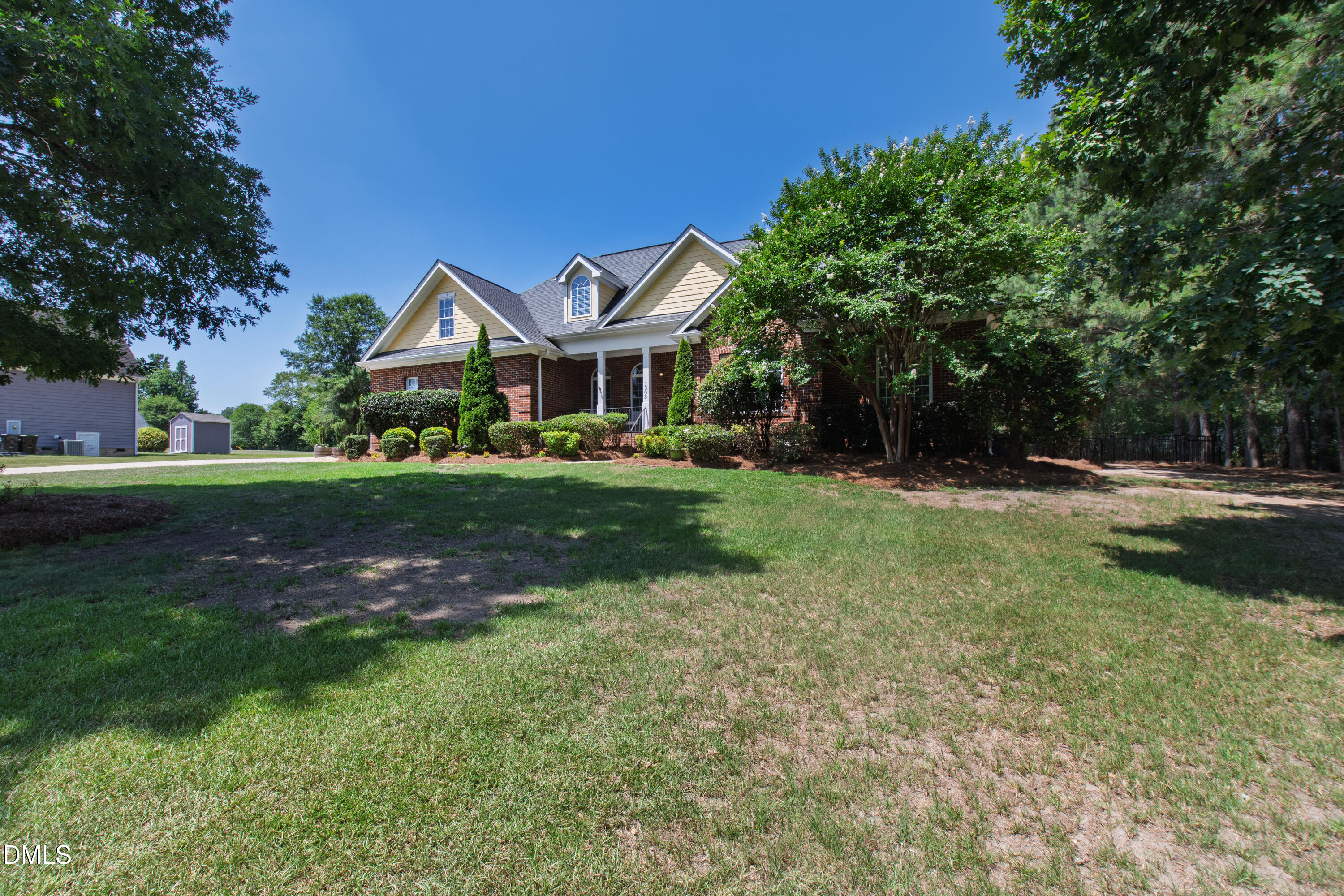 1305 Brookhill Drive Property Photo 5