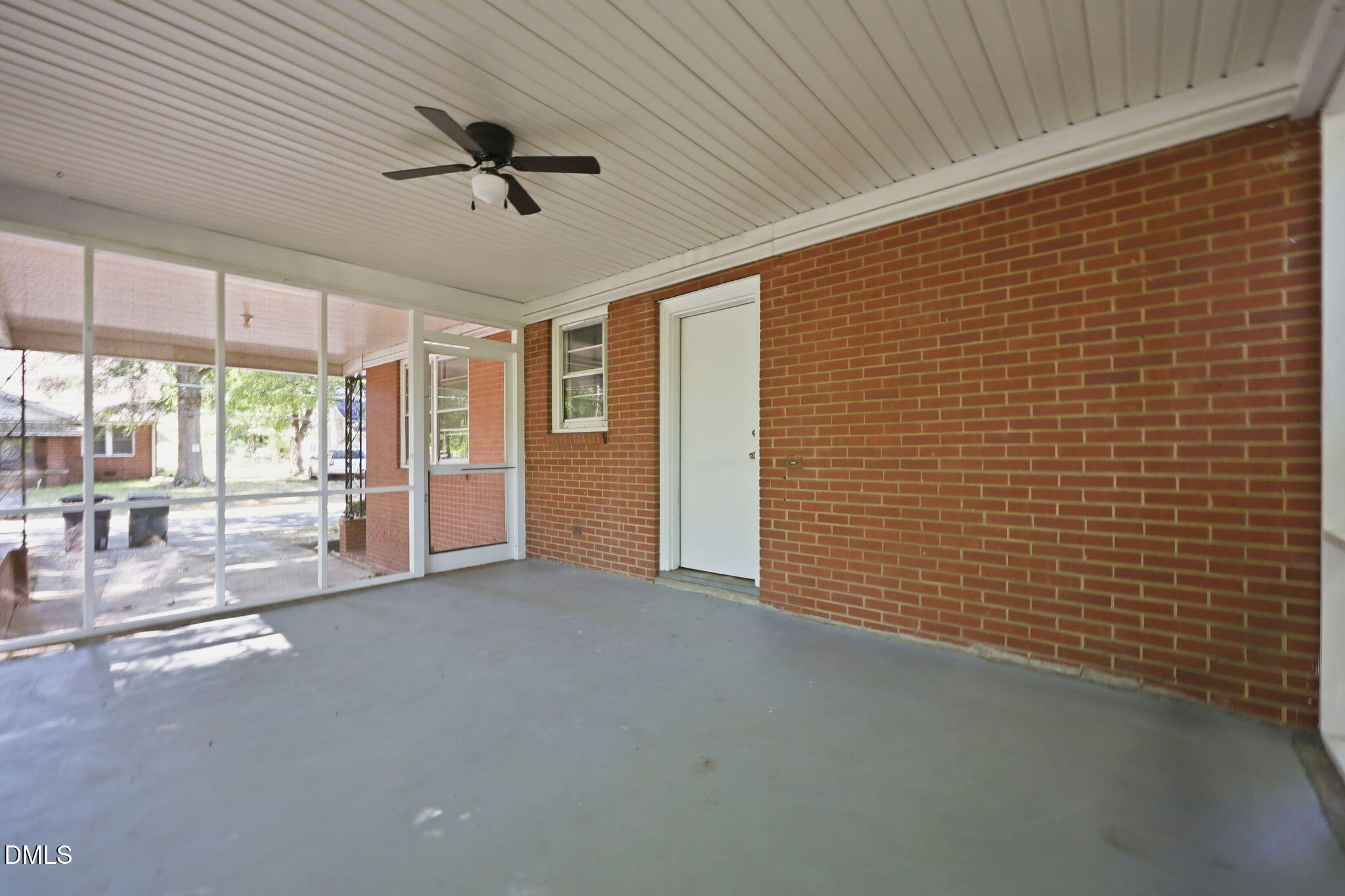 912 Virginia Avenue Property Photo 24