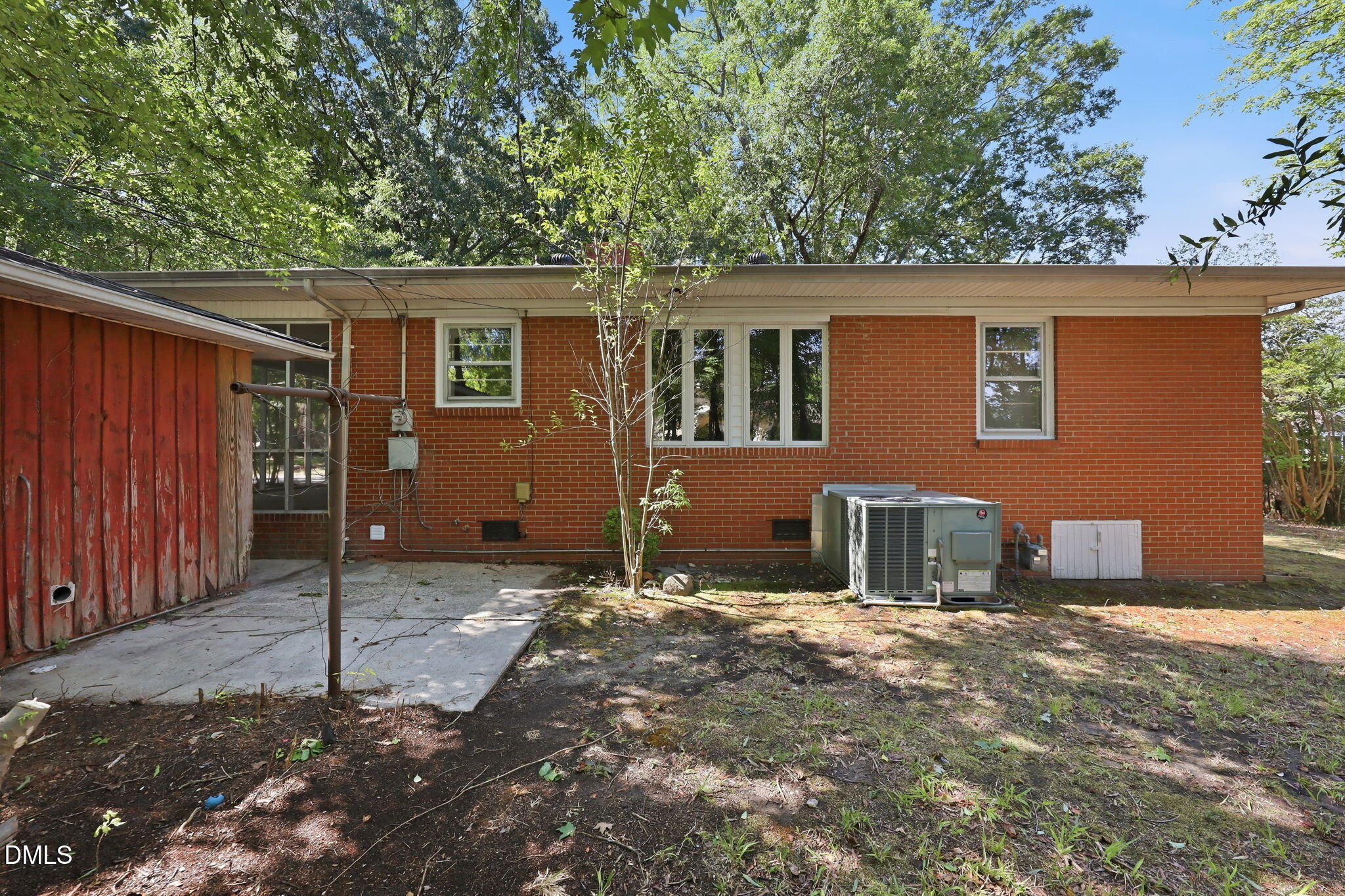 912 Virginia Avenue Property Photo 26