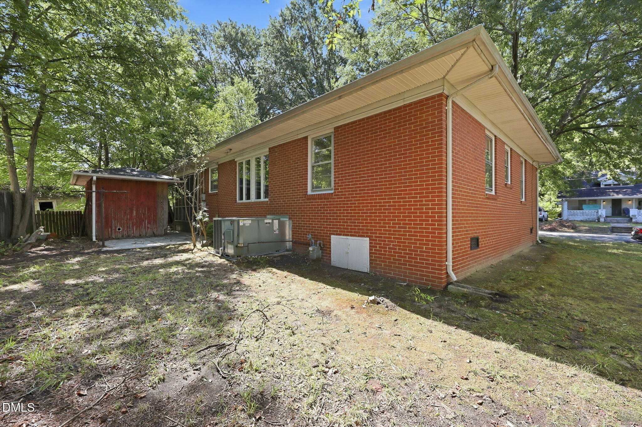 912 Virginia Avenue Property Photo 27