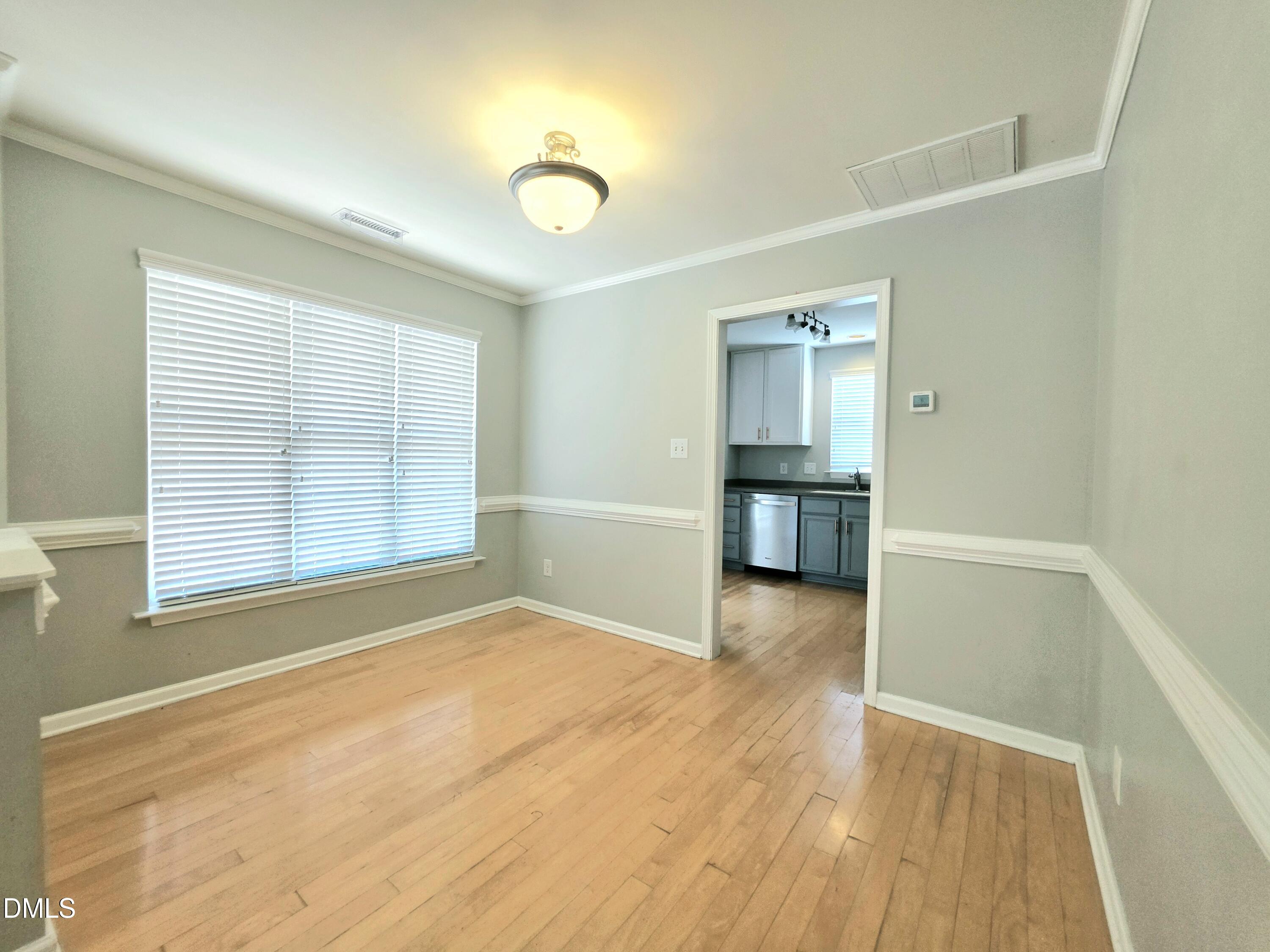 9716 Layla Avenue Property Photo 3