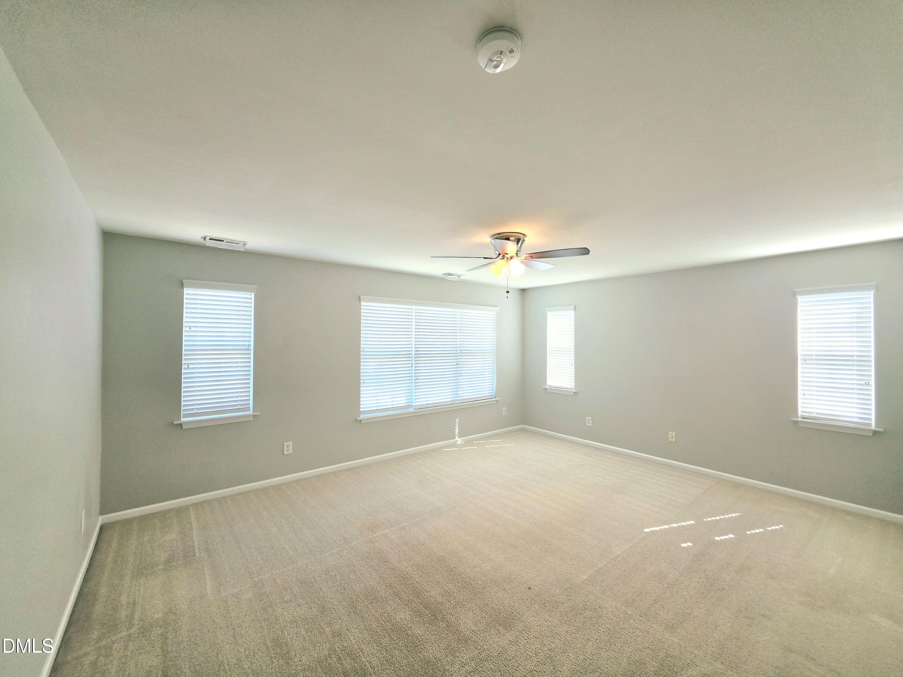 9716 Layla Avenue Property Photo 8