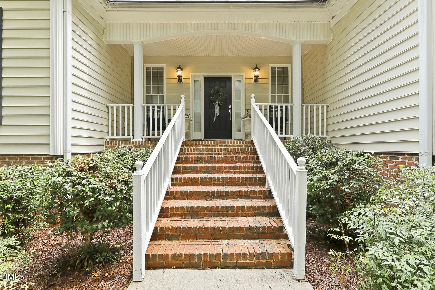6304 Hilbert Ridge Drive Property Photo 4