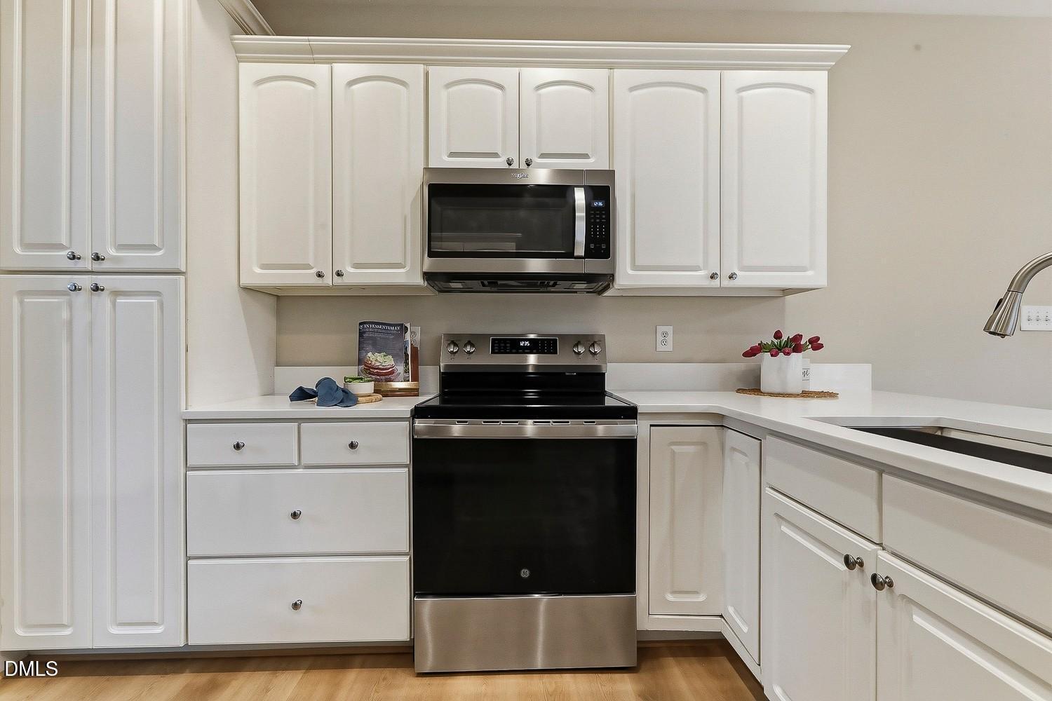 6304 Hilbert Ridge Drive Property Photo 19