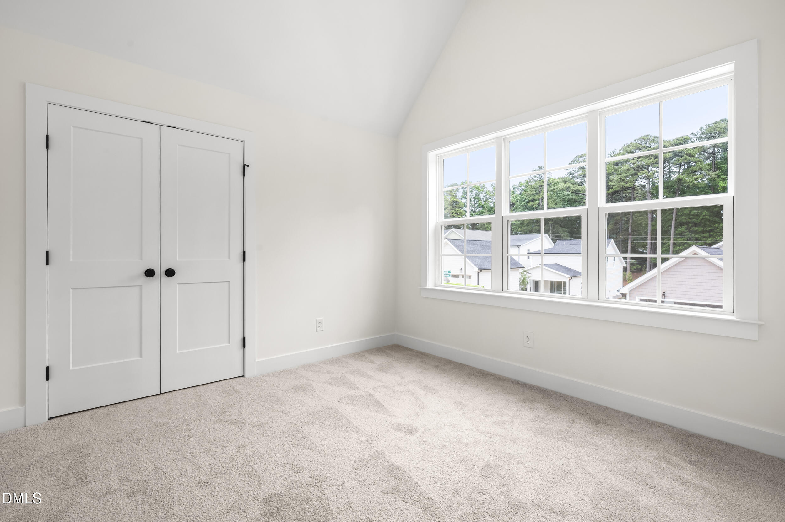 712 Grayhaven Place Property Photo 22