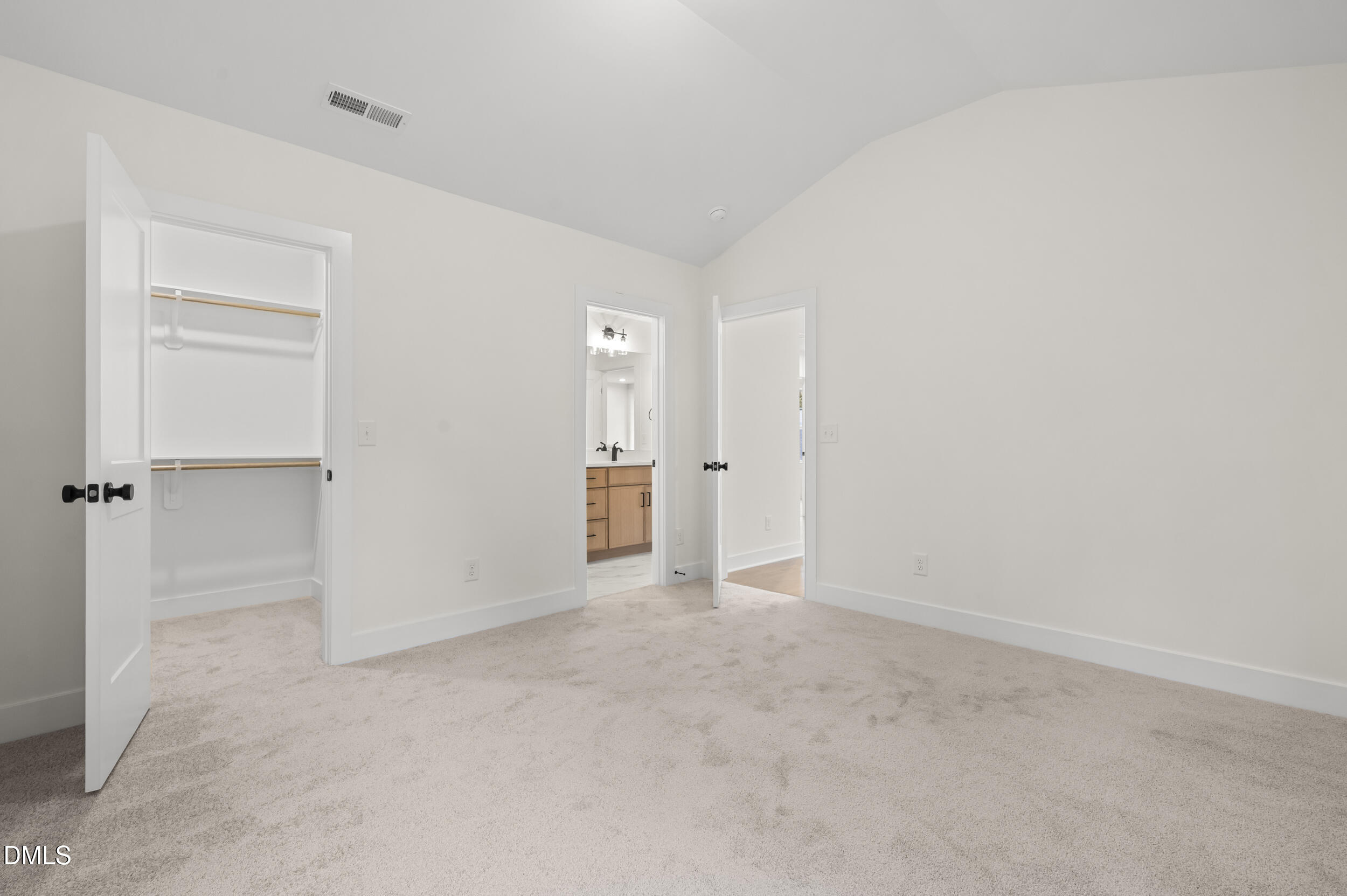 712 Grayhaven Place Property Photo 26