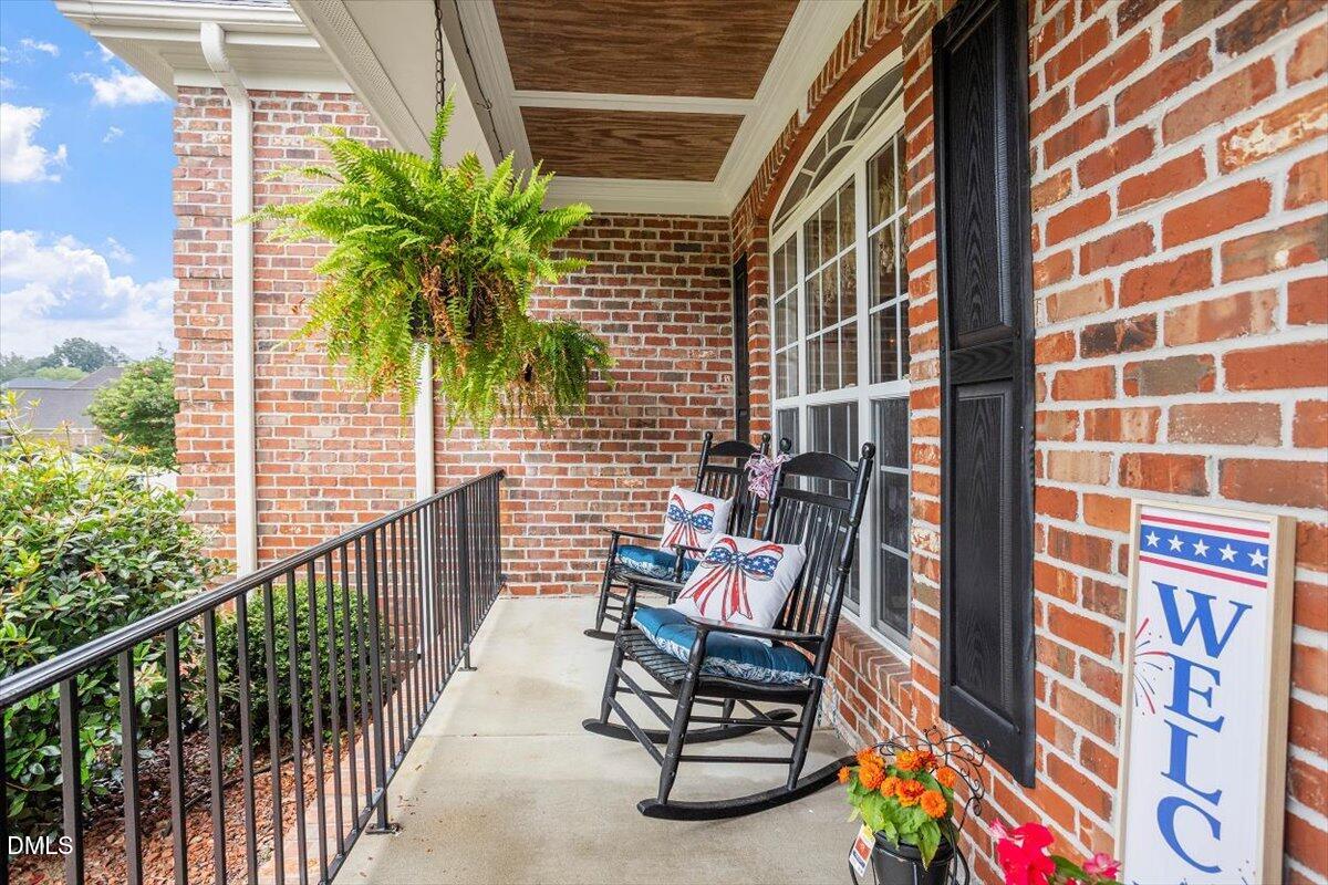 105 Aviary Court Property Photo 3