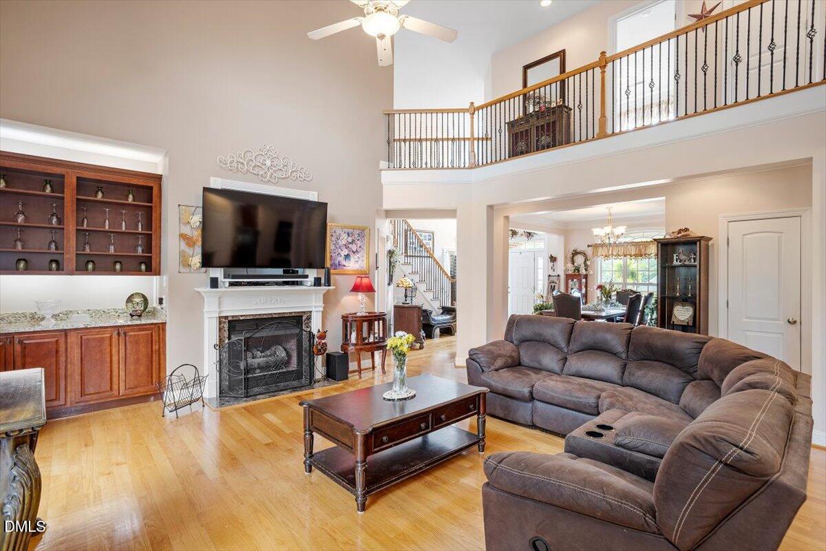 105 Aviary Court Property Photo 9