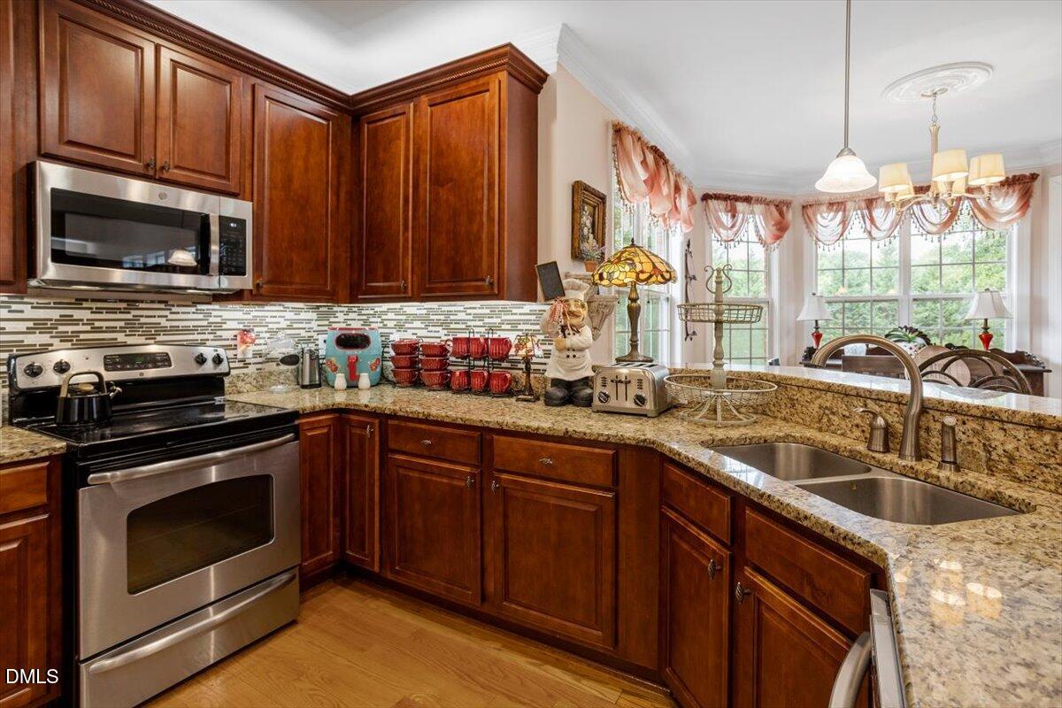 105 Aviary Court Property Photo 16