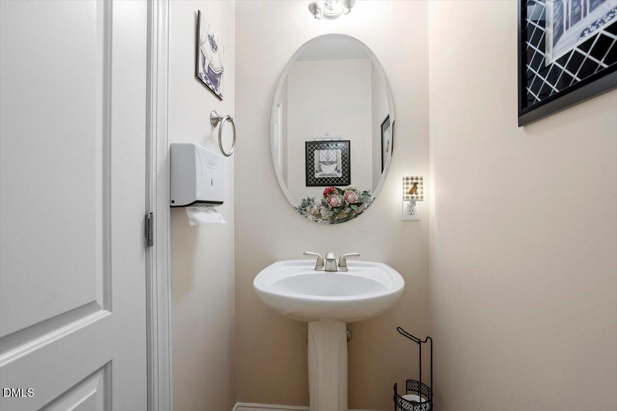 105 Aviary Court Property Photo 19