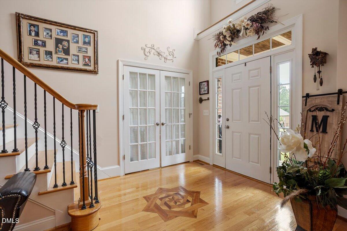 105 Aviary Court Property Photo 27